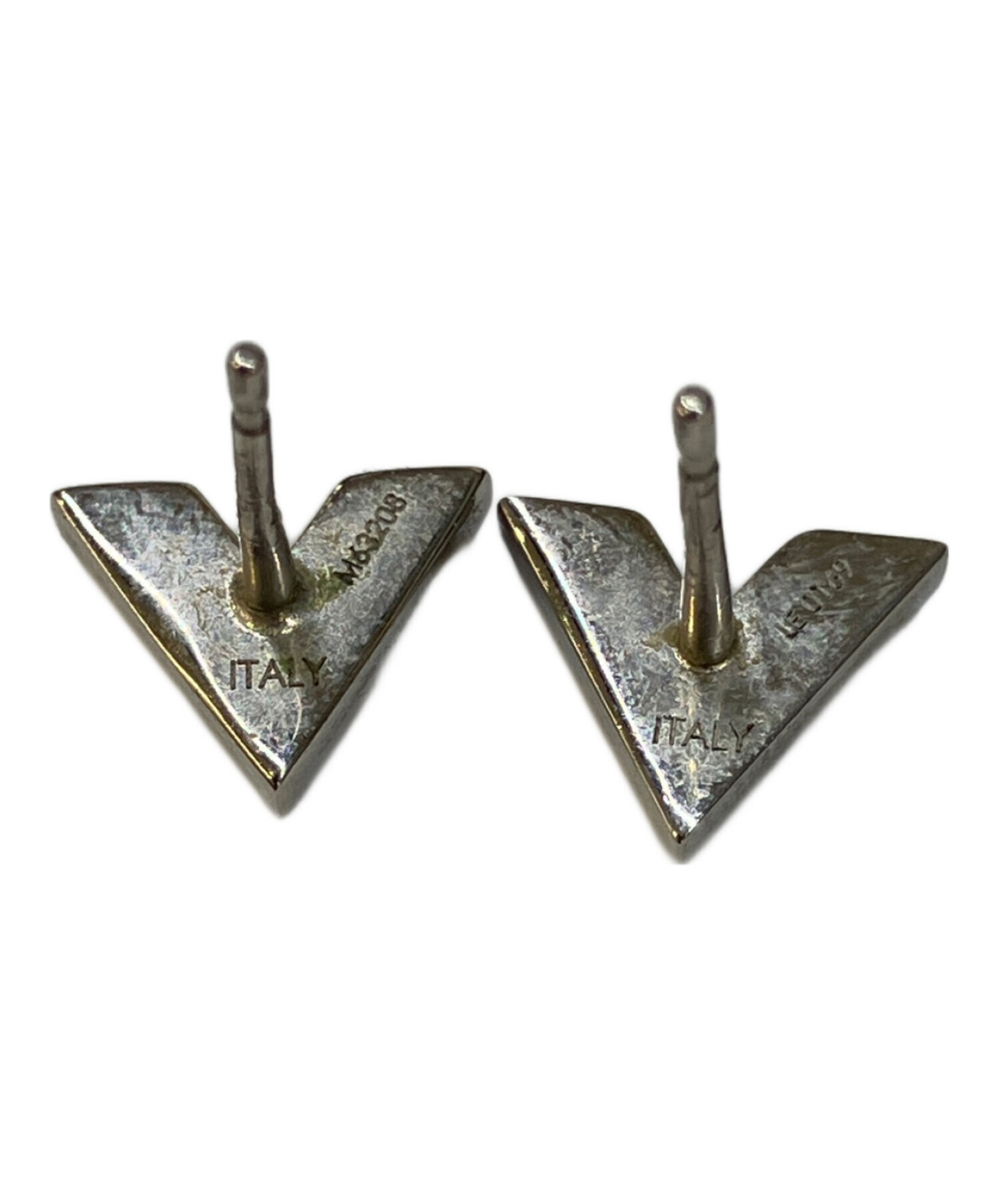 ルイヴィトン エッセンシャルV シルバー ピアス 中古・古着通販】LOUIS VUITTON (ルイ ヴィトン) エッセンシャルV