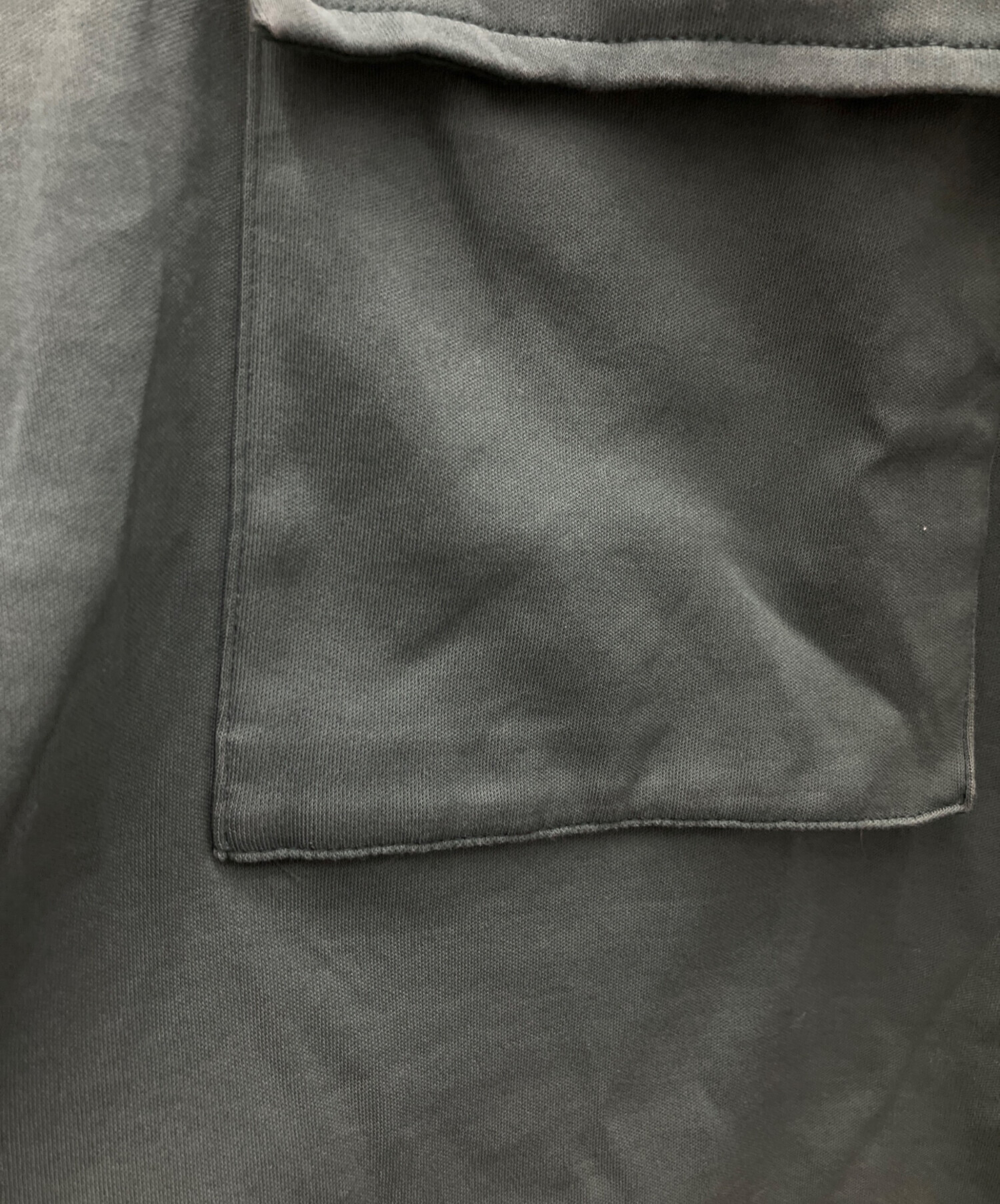 中古・古着通販】sacai (サカイ) Flap Pocket Cotton T-Shirt グリーン