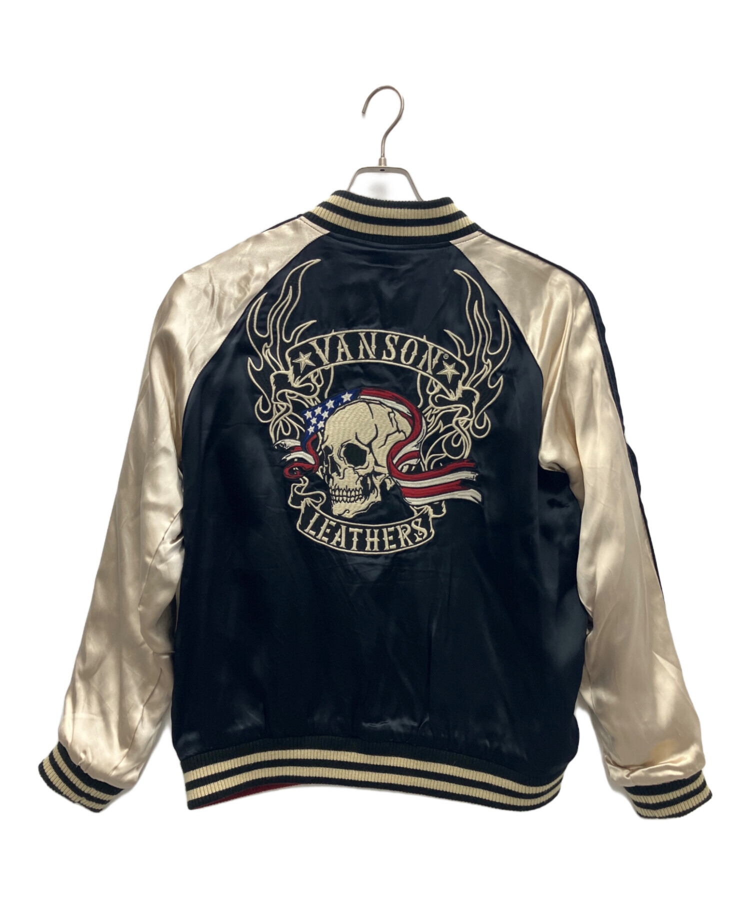 VANSON スカジャン リバーシブル　ブラック/ホワイト　新品未使用　タグ付き VANSON スカジャン リバーシブル ブラック⁄ホワイト 新品未使用 タグ付き