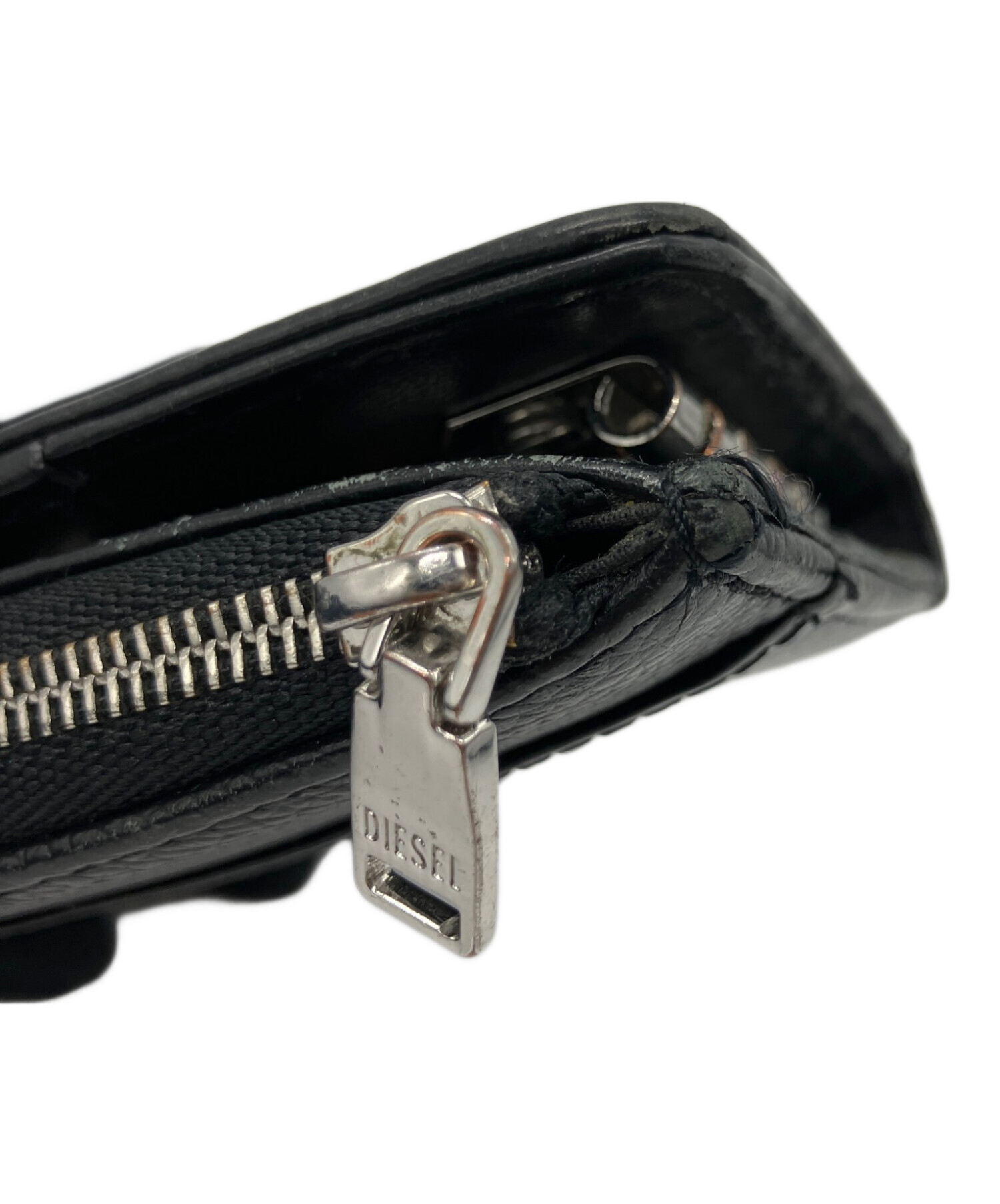 新品未使用 DIESEL ディーゼル ケース付きキーケース 財布 中古・古着通販】DIESEL (ディーゼル) キーケース ブラック｜ブランド