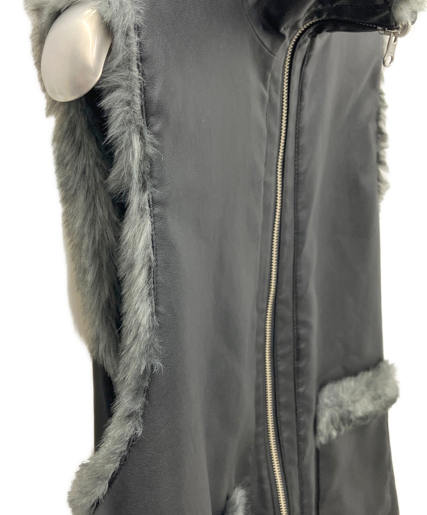 中古・古着通販】HARE (ハレ) リバーシブルファー&レザーベスト