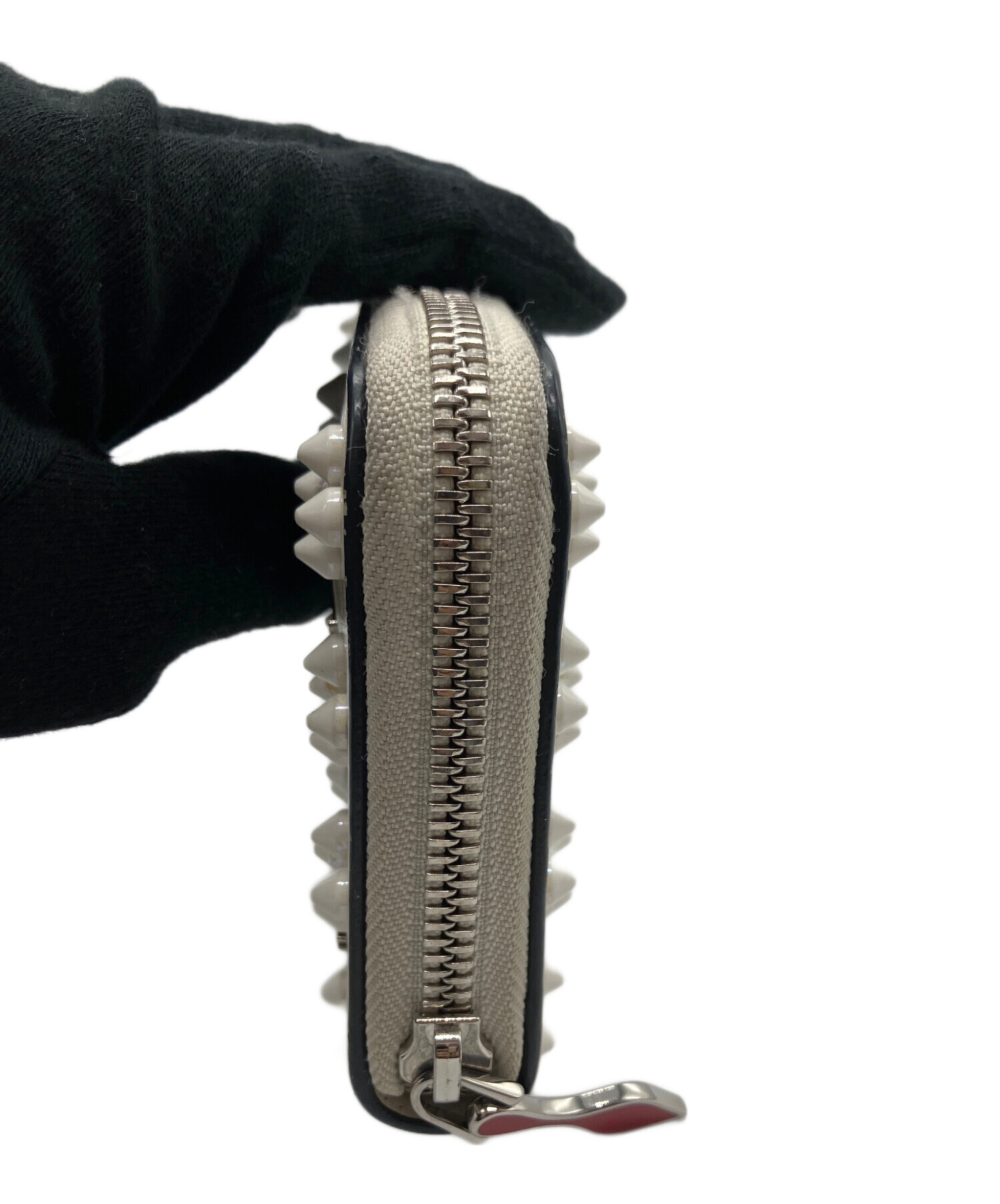 中古 クリスチャンルブタン Christian Louboutin レディース 長財布 ホワイト カーフ 中古・古着通販】Christian Louboutin (クリスチャン・ルブタン) 長
