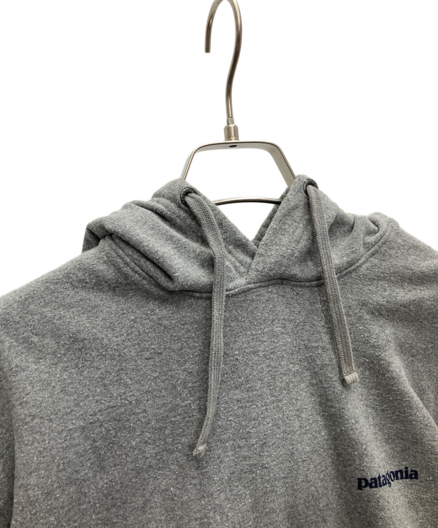 中古・古着通販】Patagonia (パタゴニア) プルオーバーパーカー グレー