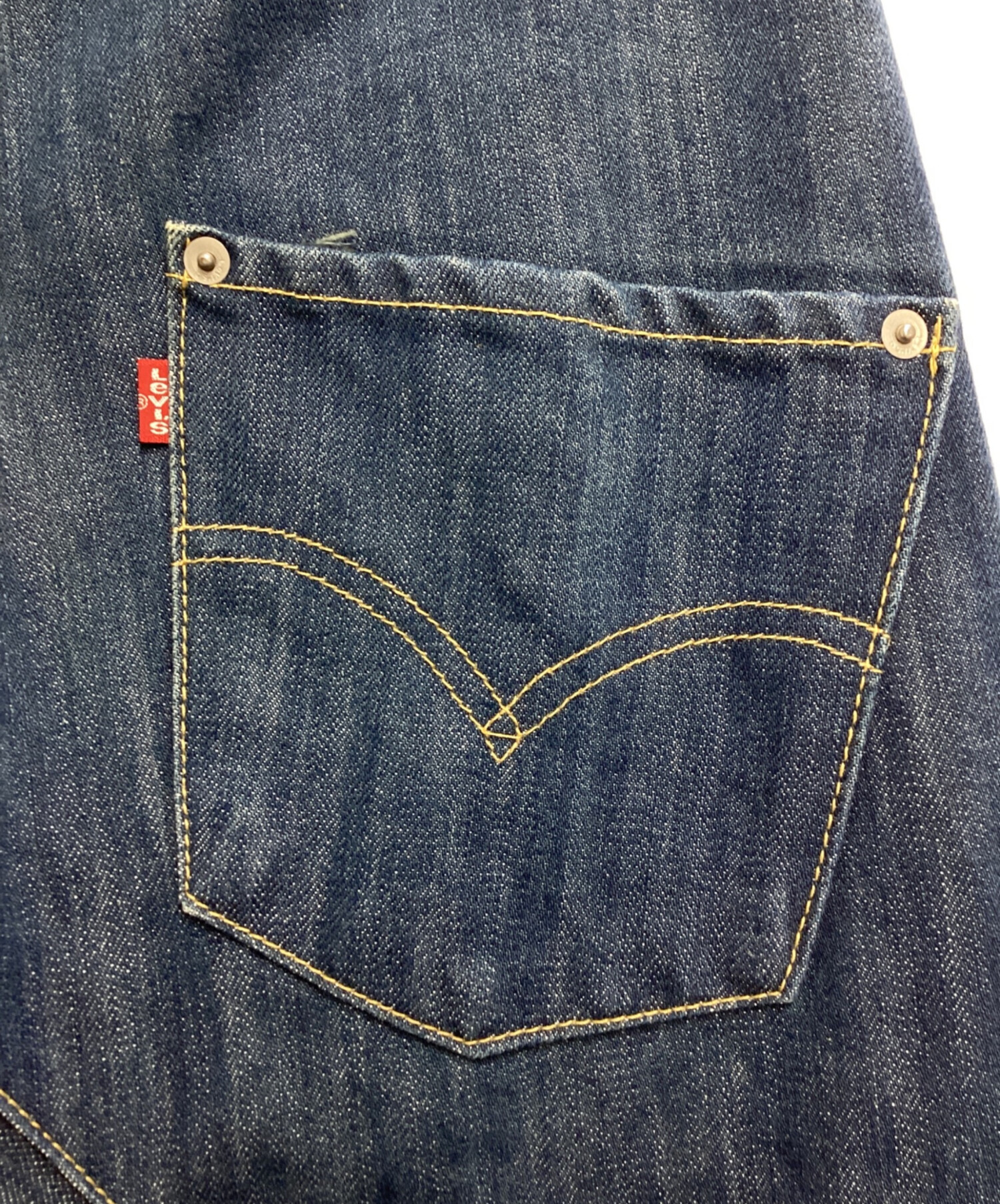 Levi's リーバイス　ENGINEERED REGULAR ブラック W28 中古・古着通販】LEVI'S (リーバイス) エンジニアードジーンズ
