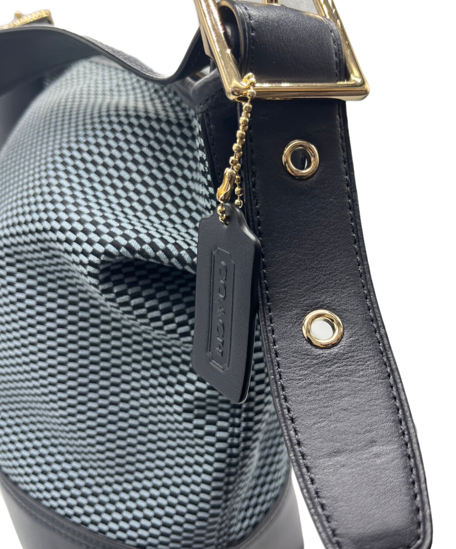 COACH コーチ/オブアート ショルダーバッグ/F19834/W33cm×H31cm×D9.5cm/コーチ/SAランク/79【中古】 COACH コーチ/オブアート ショルダーバッグ/F19834/W33cm×H31cm×D9.5cm