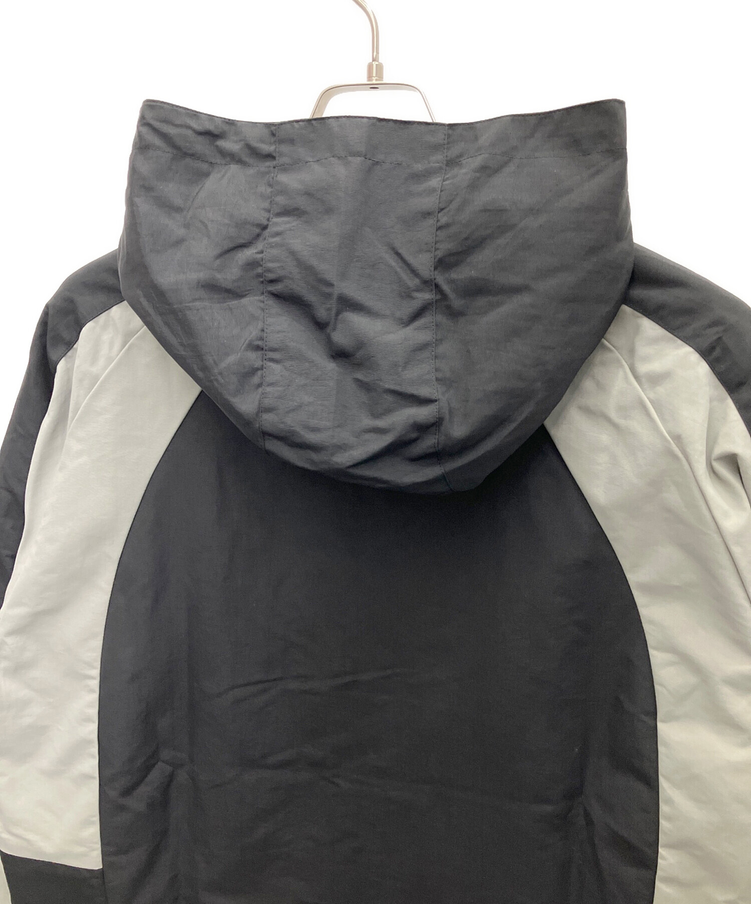 中古・古着通販】HUF (ハフ) ナイロンジャケット ブラック×グレー