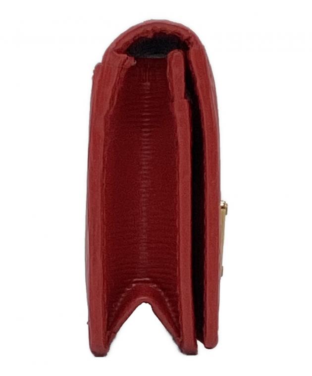 中古・古着通販】PRADA (プラダ) カードケース 三角プレート レッド