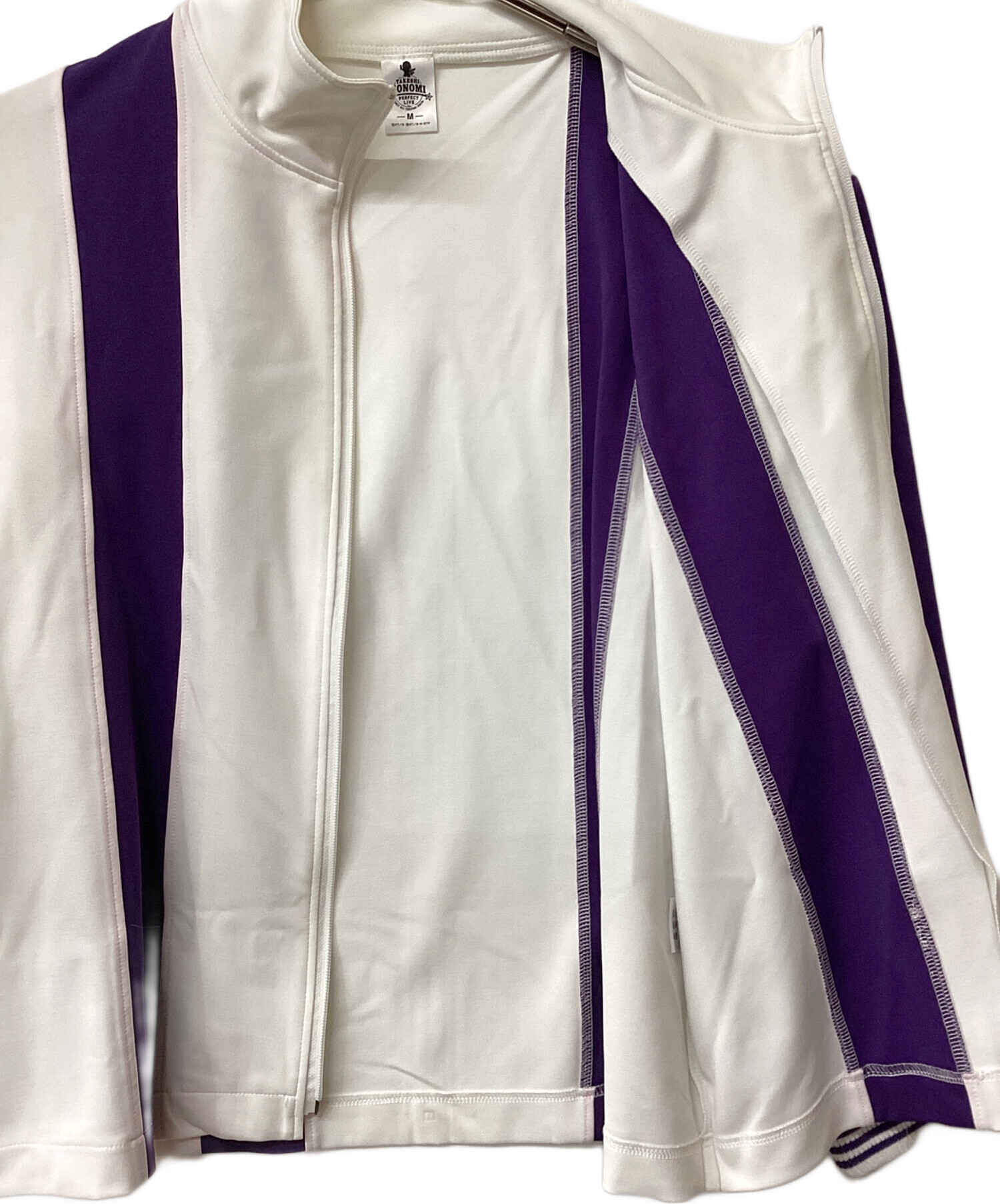 【公式】テニプリ 木手永四郎 比嘉ジャージ 刺繍入り 公式】テニプリ 木手永四郎 比嘉ジャージ 刺繍入り 2025年最新】木手