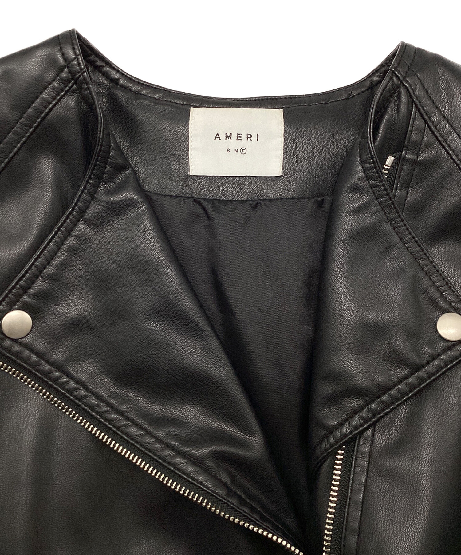 中古・古着通販】Ameri (アメリ) フェイクレザーベスト ブラック