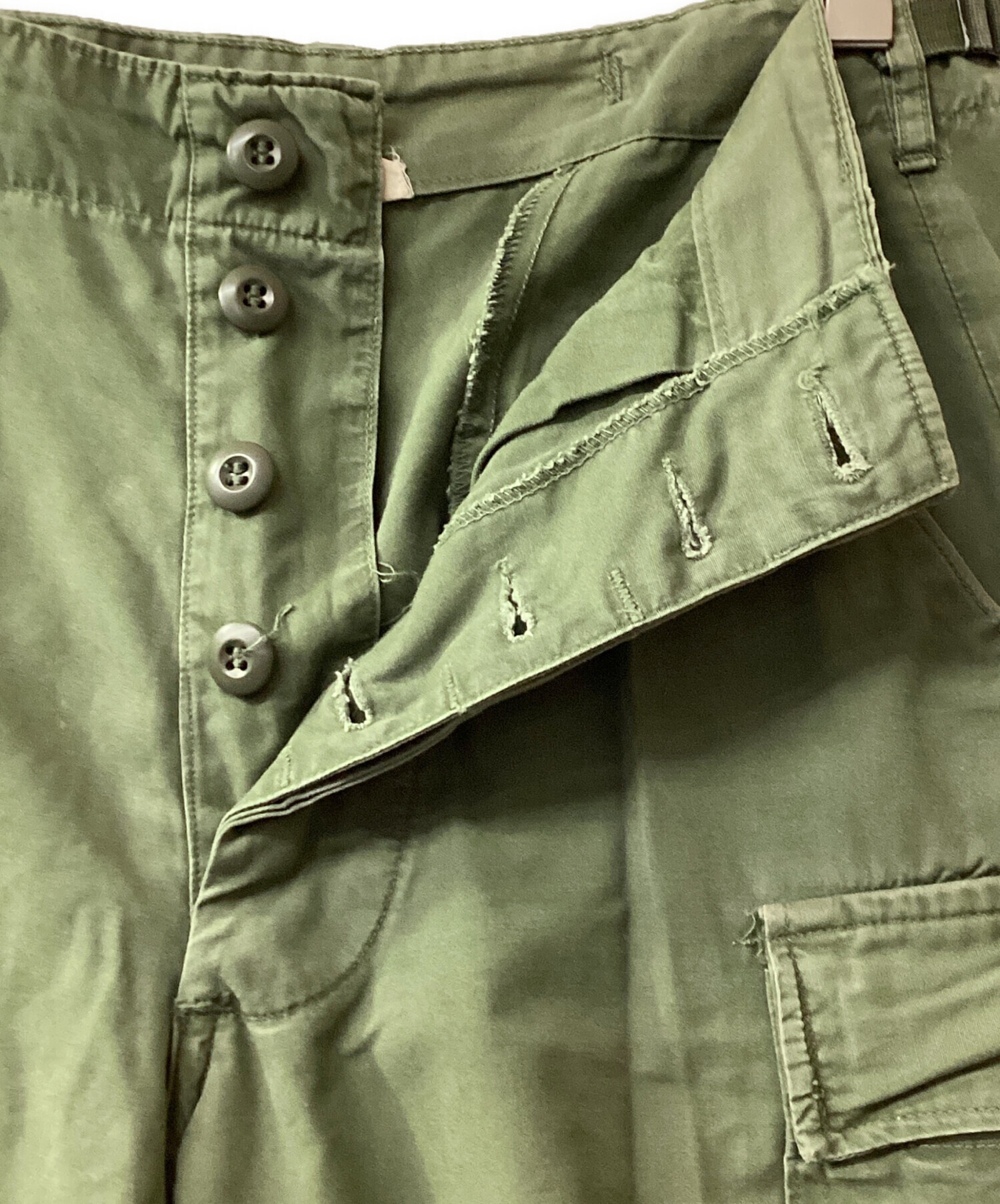 中古・古着通販】- (-) ミリタリーカーゴパンツ カーキ サイズ:27-31