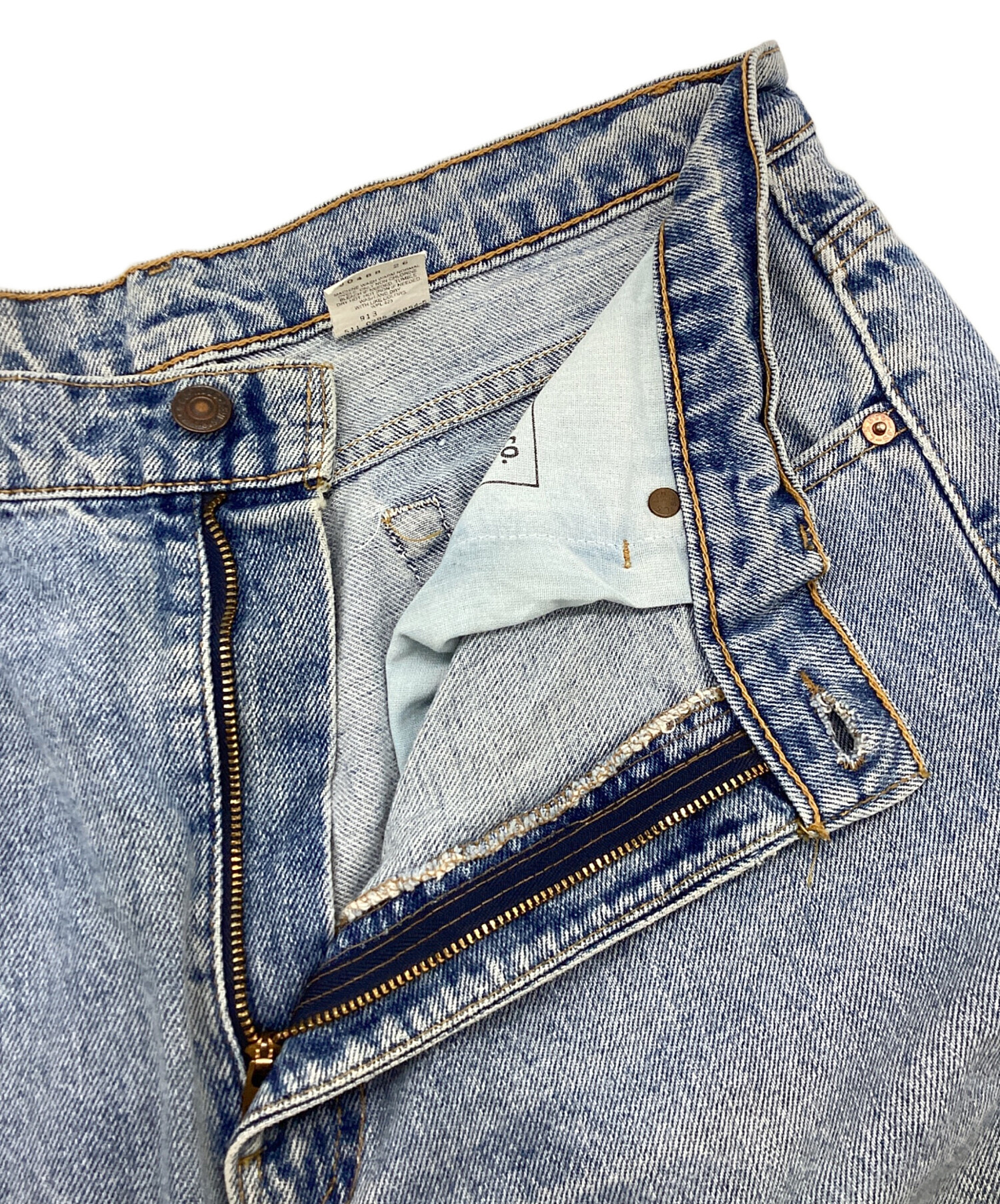 中古・古着通販】LEVI'S (リーバイス) デニムパンツ ボタン裏511 USA製 中古・古着通販】LEVI'S (リーバイス) デニムパンツ ボタン裏511 USA製