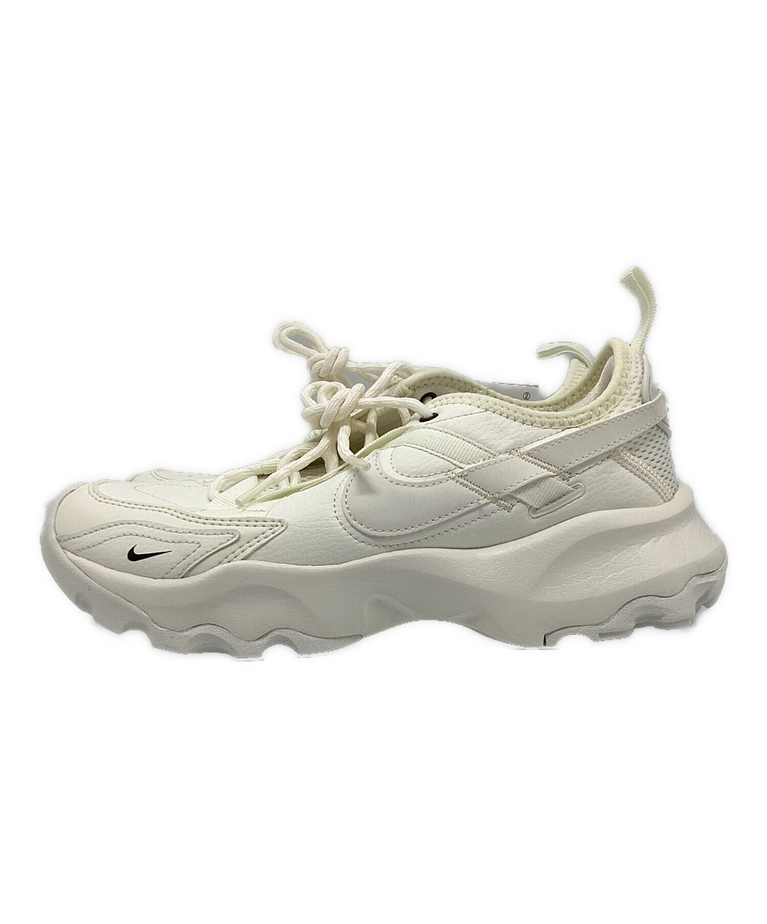 中古・古着通販】NIKE (ナイキ) TC 7900 Women's ホワイト 中古・古着通販】NIKE (ナイキ) TC 7900 Women's ホワイト