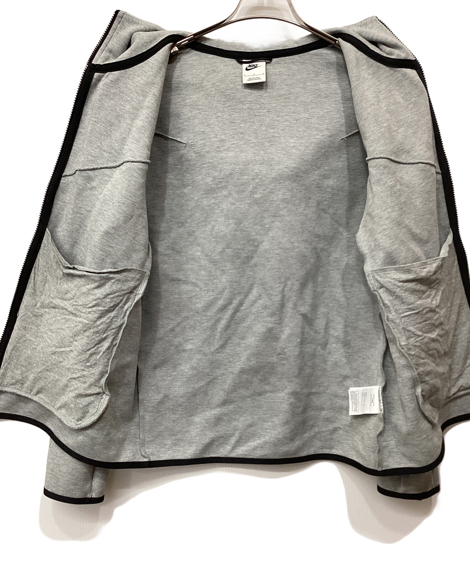 新品未使用　NIKE セットアップ ジャージ サイズL 新品 USサイズ 【L】新品 ナイキ ジャージ 上下 トラックスーツ パーク