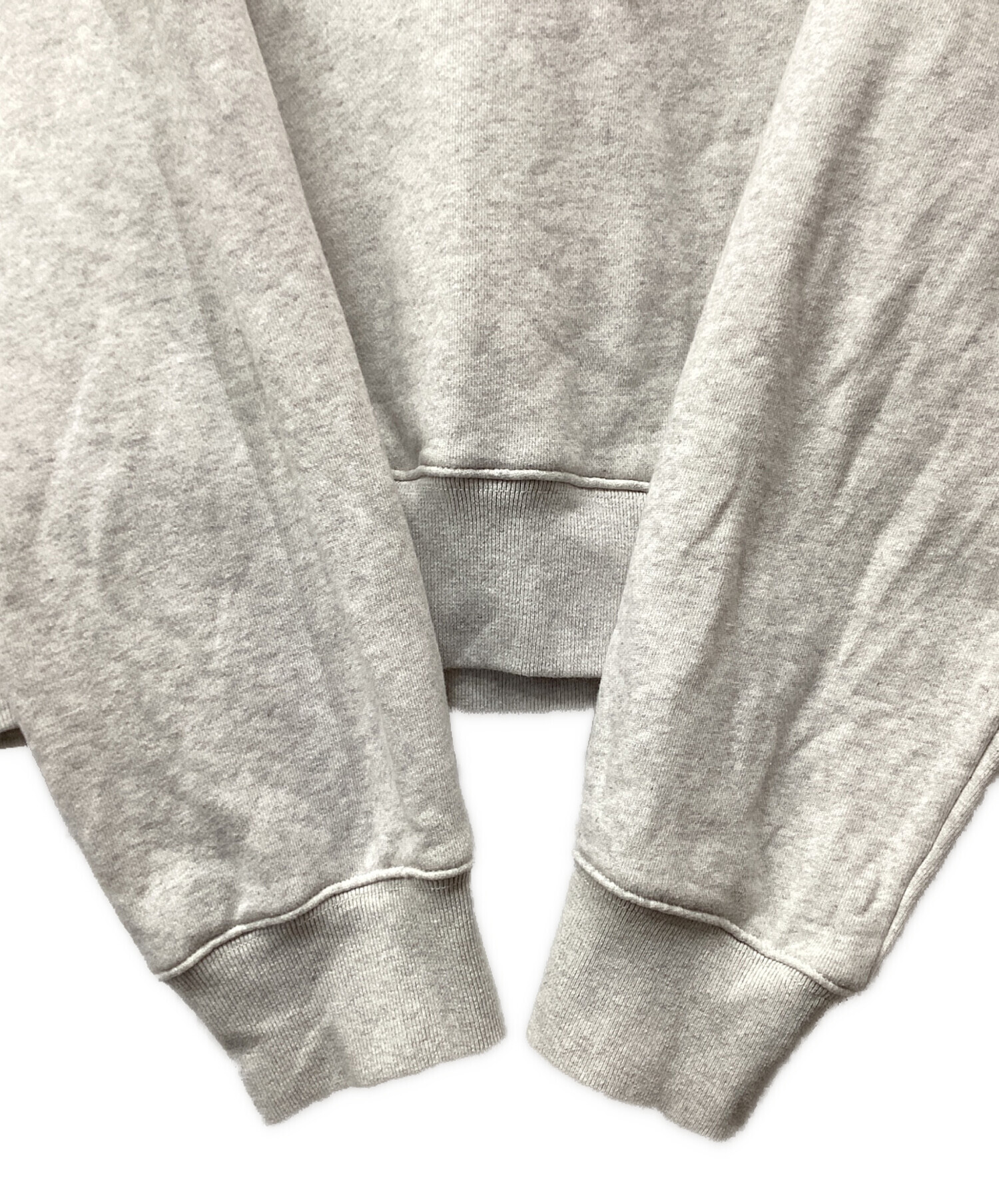 美品 STUSSY パーカー プルオーバー アイボリー フロントロゴ ストリート 中古・古着通販】stussy (ステューシー) プルオーバーパーカー 28629