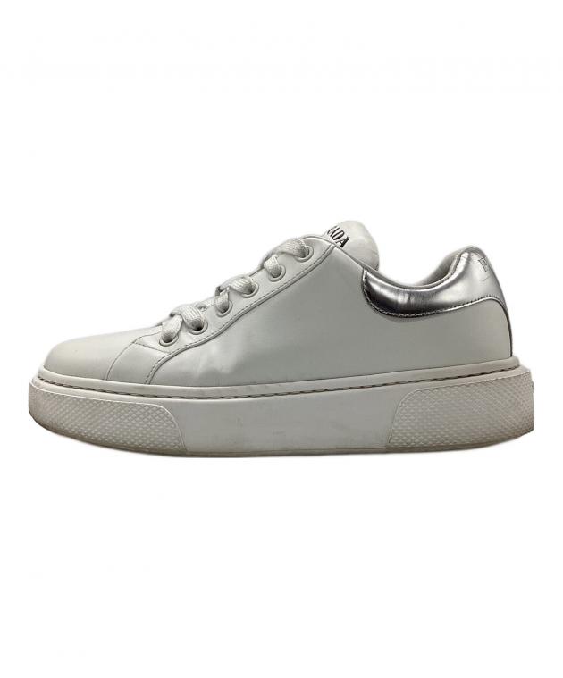 中古・古着通販】PRADA (プラダ) ローカットスニーカー ホワイト
