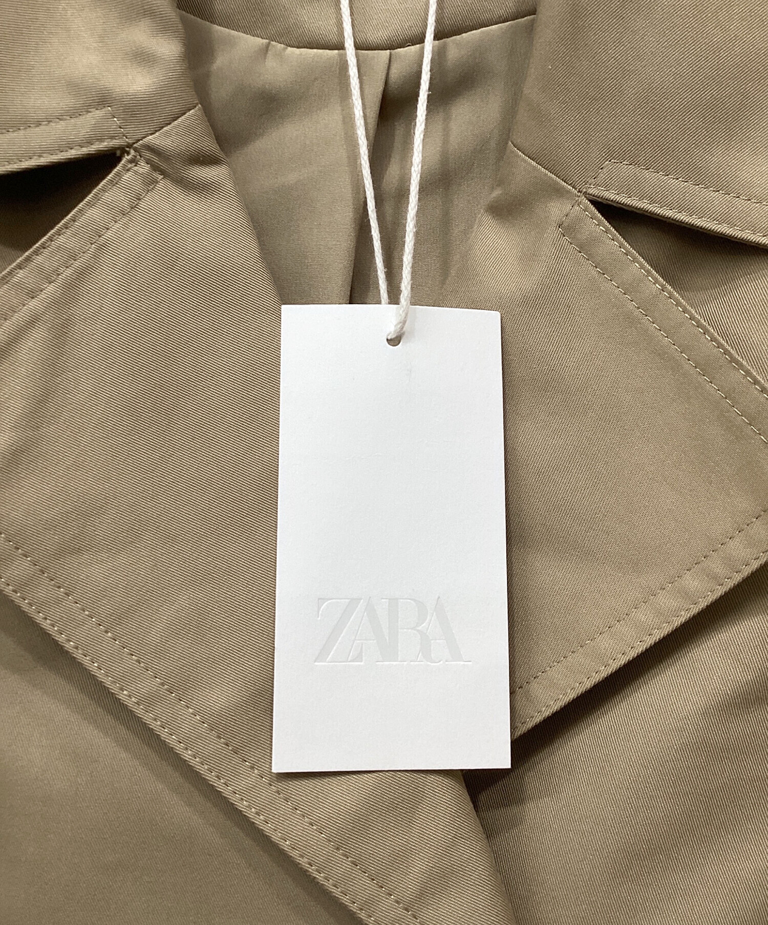 ZARA 撥水加工　ベージュ トレンチコート ダブルブレスト 中古・古着通販】ZARA (ザラ) ショートダブルブレストトレンチコート