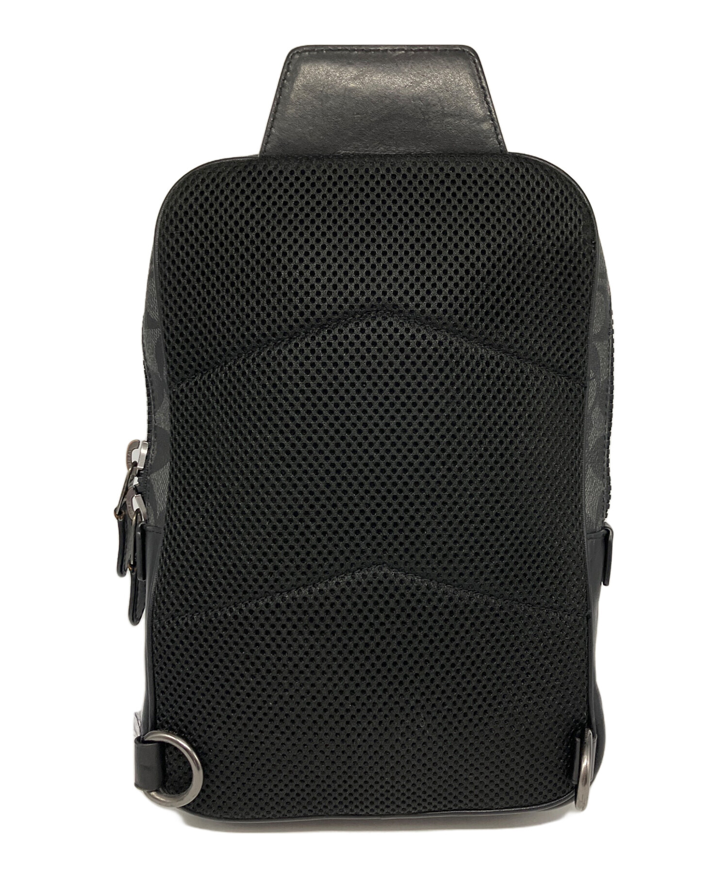 COACH シグネチャー ボディバッグ ブラック 中古・古着通販】COACH (コーチ) シグネチャー ブラック｜ブランド