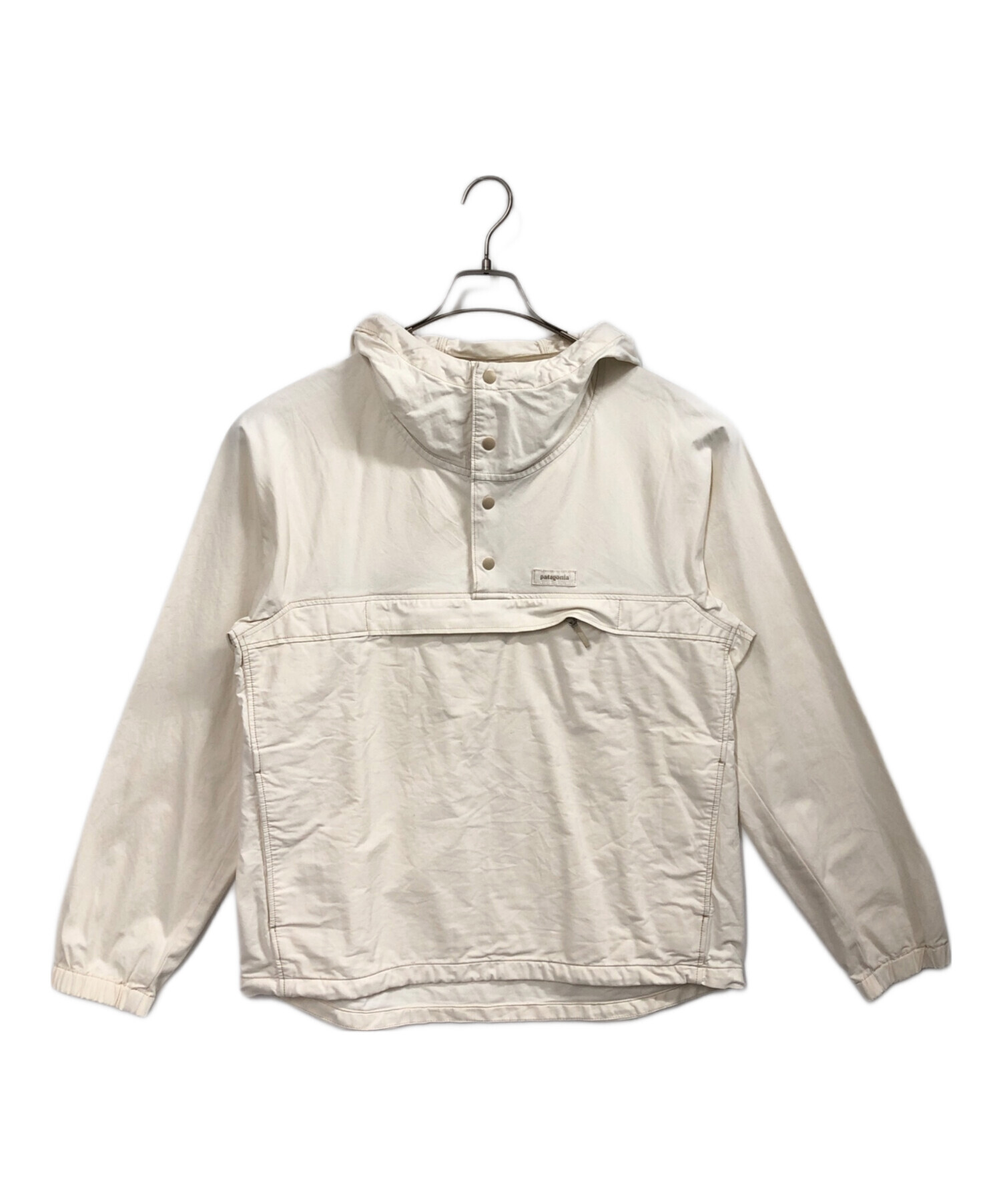 Patagonia マウンテンパーカー ベージュ Sサイズ 中古・古着通販】Patagonia (パタゴニア) Funhoggers Anorak ベージュ
