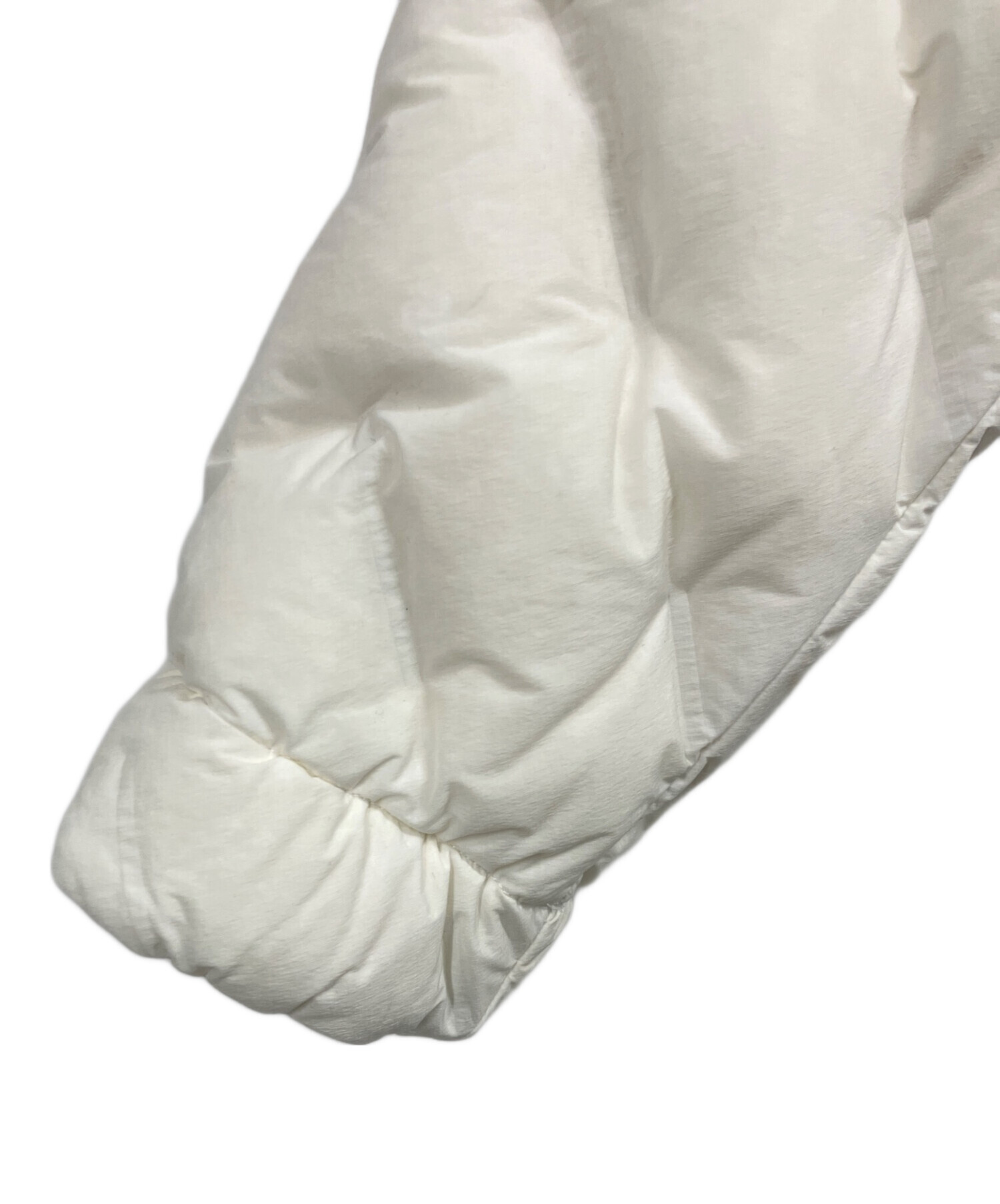 中古・古着通販】adidas (アディダス) ダウンジャケット ホワイト