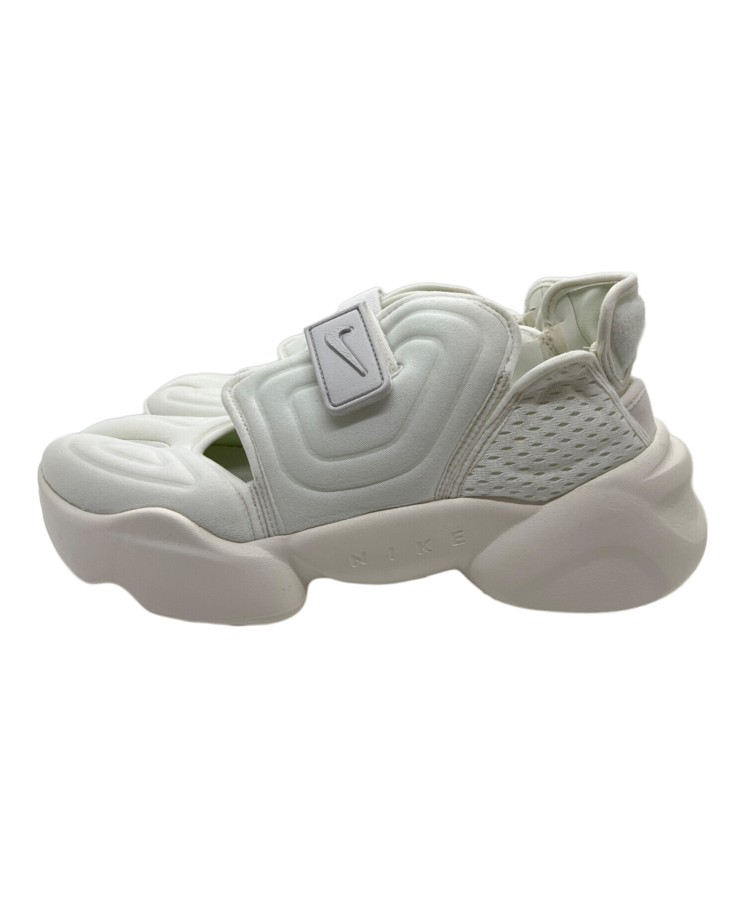 中古・古着通販】NIKE (ナイキ) アクアリフト ホワイト サイズ:27