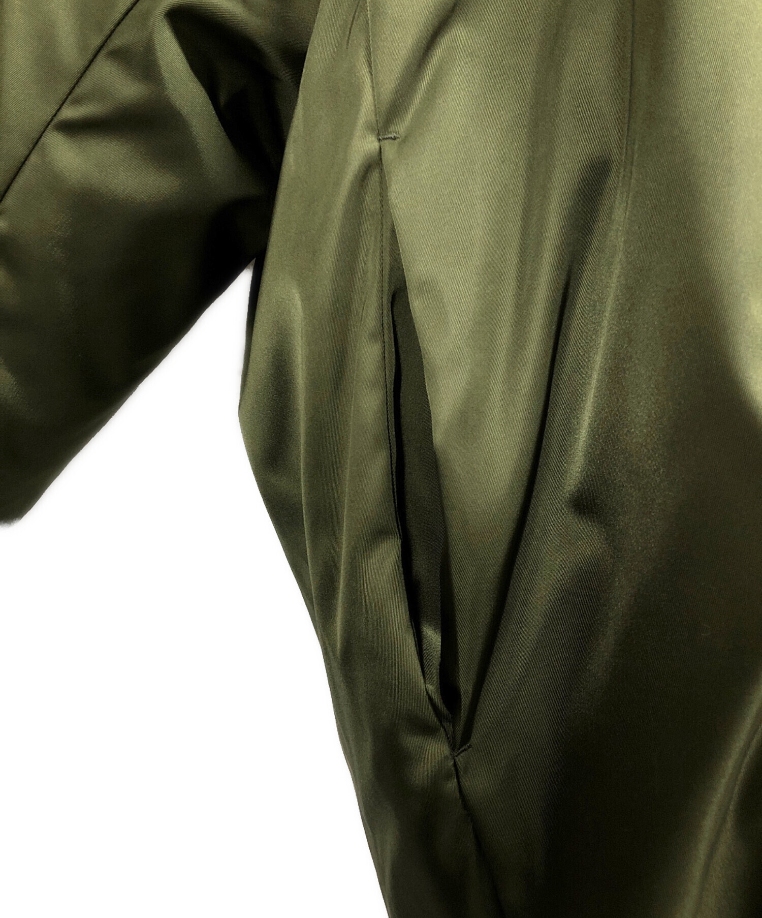 中古・古着通販】PRADA (プラダ) ダウンジャケット グリーン サイズ:L