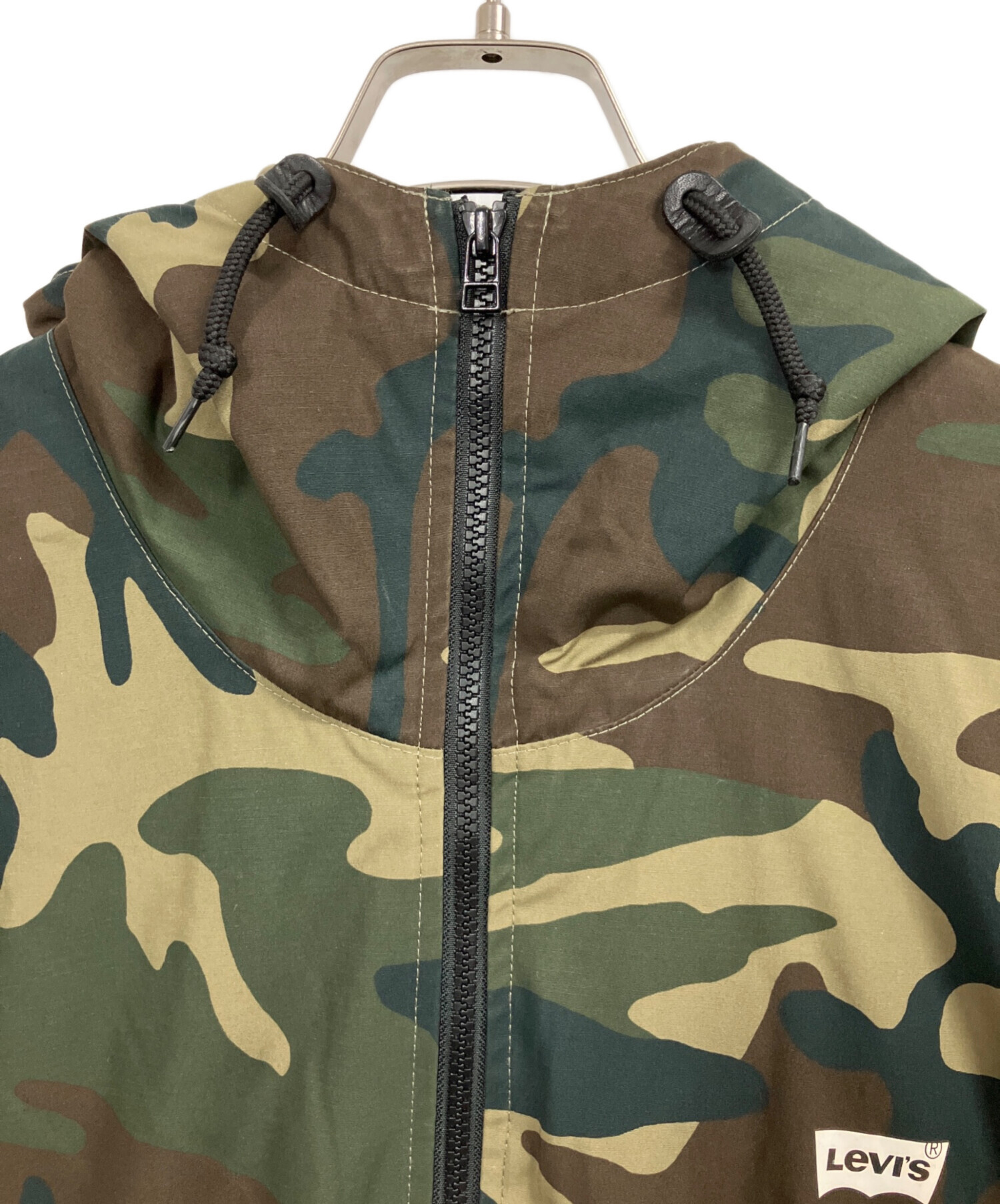 中古・古着通販】LEVI'S (リーバイス) ダウンジャケット グリーン