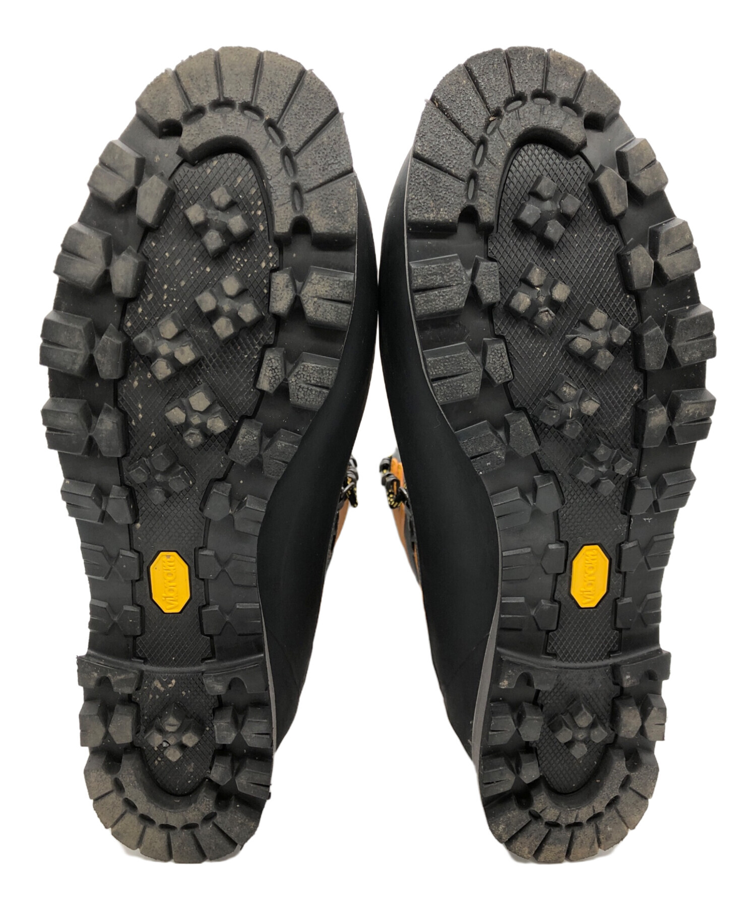 mont-bell トレッキングシューズ　中古 中古・古着通販】mont-bell (モンベル) トレッキングシューズ イエロー