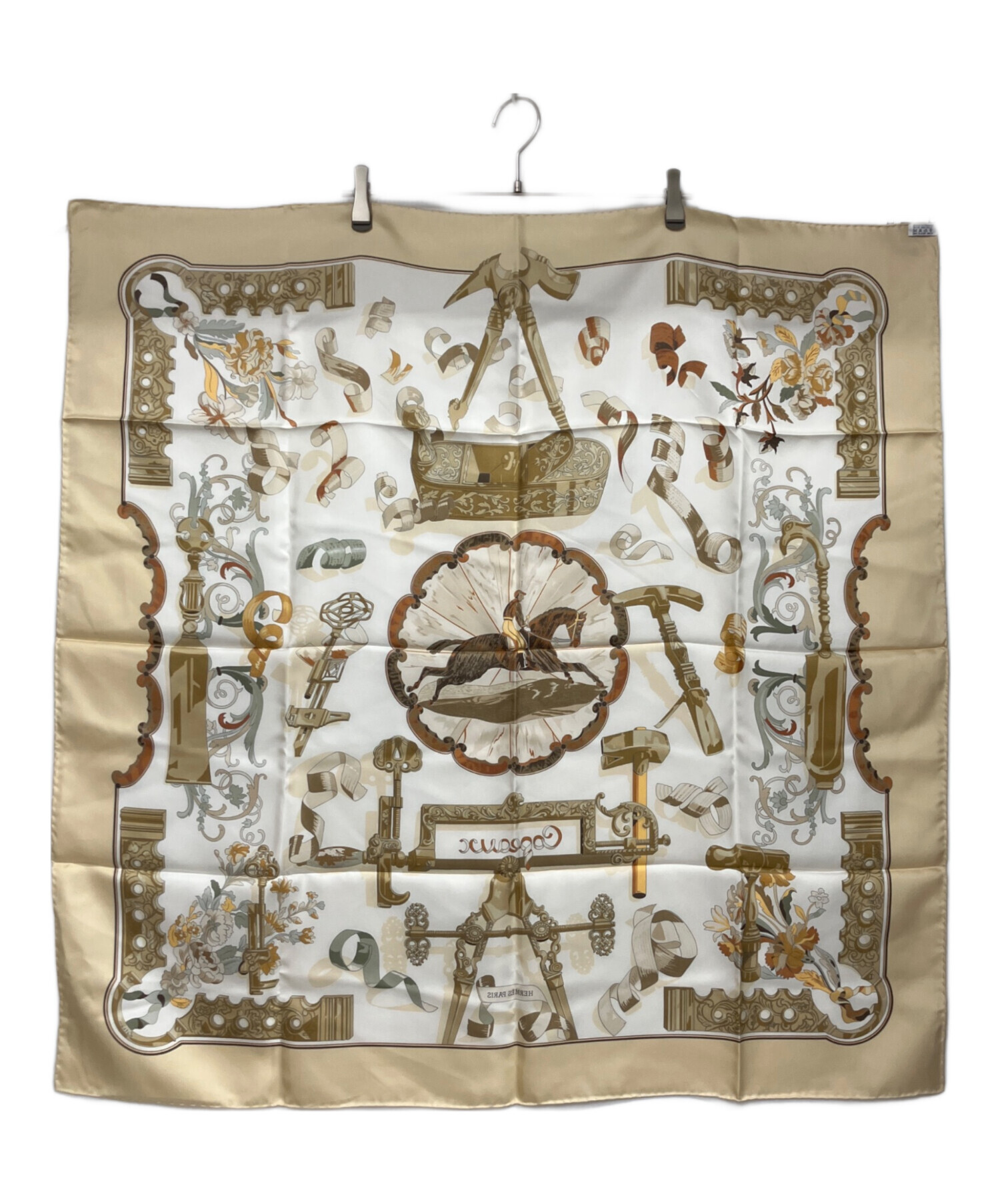 Hermès シルクスカーフ ベージュ 中古・古着通販】HERMES (エルメス) シルクスカーフ ベージュ