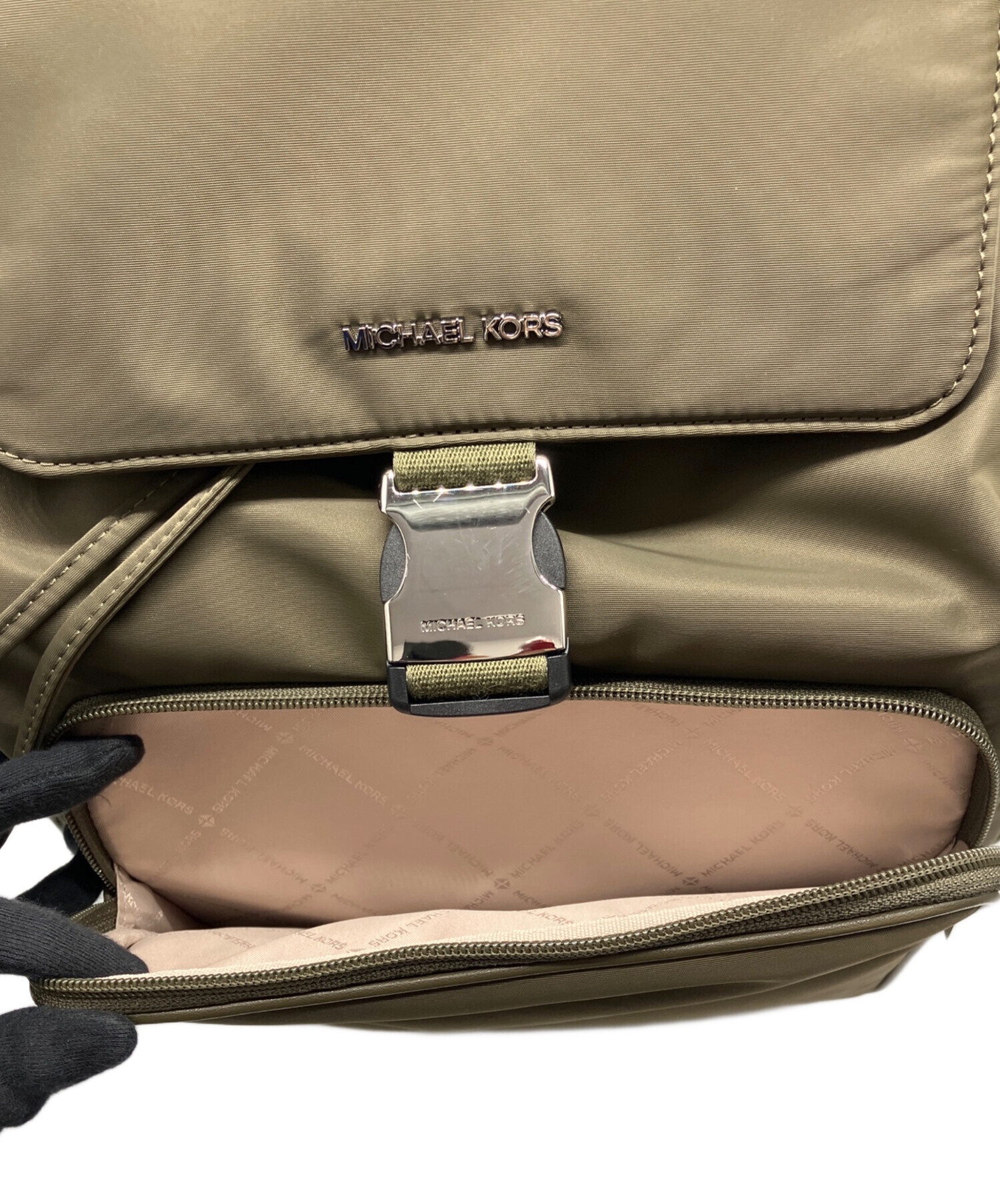 中古・古着通販】MICHAEL KORS (マイケルコース) リュック オリーブ