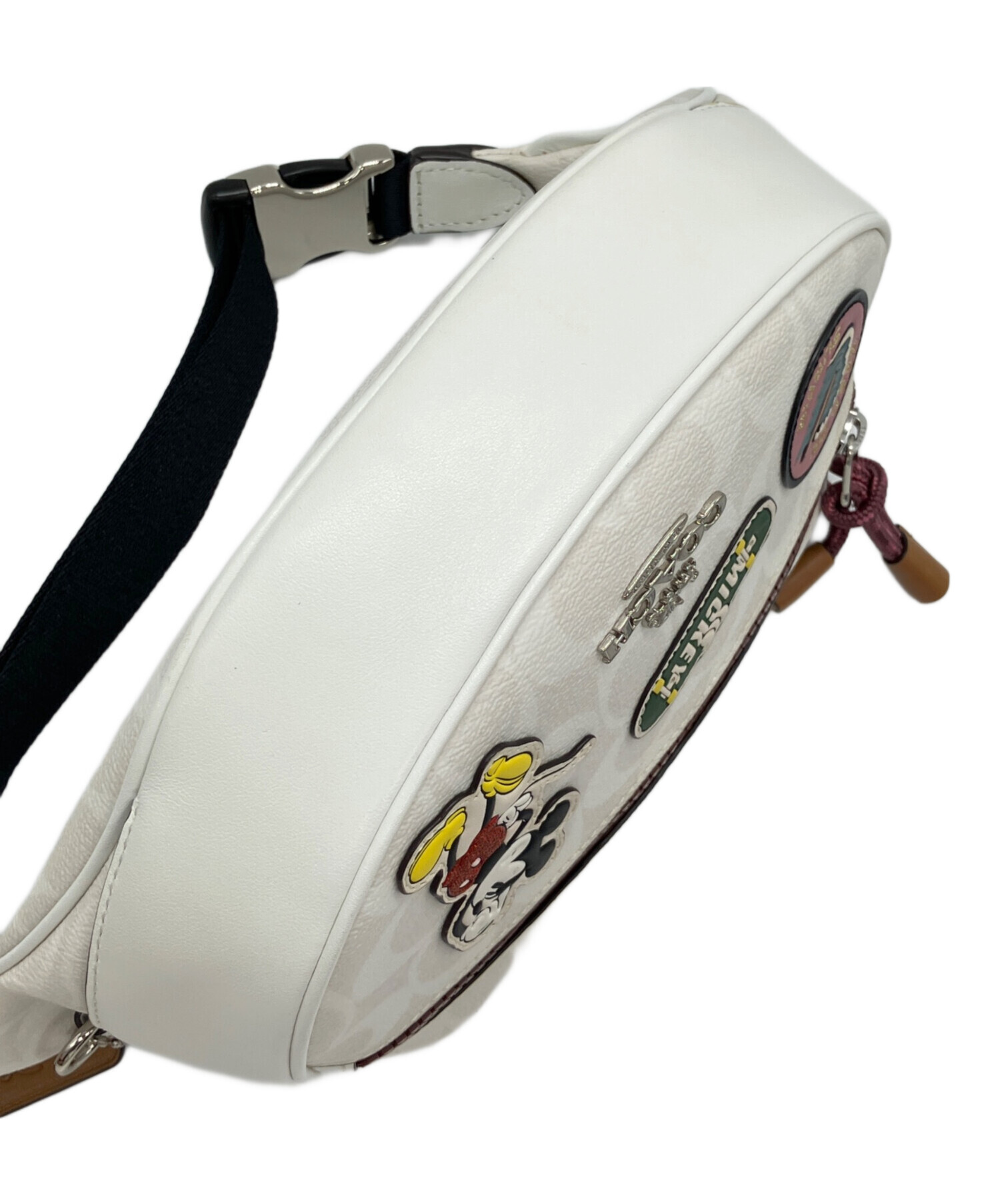✨良品✨ COACH コーチ ウエストポーチ ディズニーコラボ 白色 中古・古着通販】COACH (コーチ) DISNEY (ディズニ―) ウエストバッグ