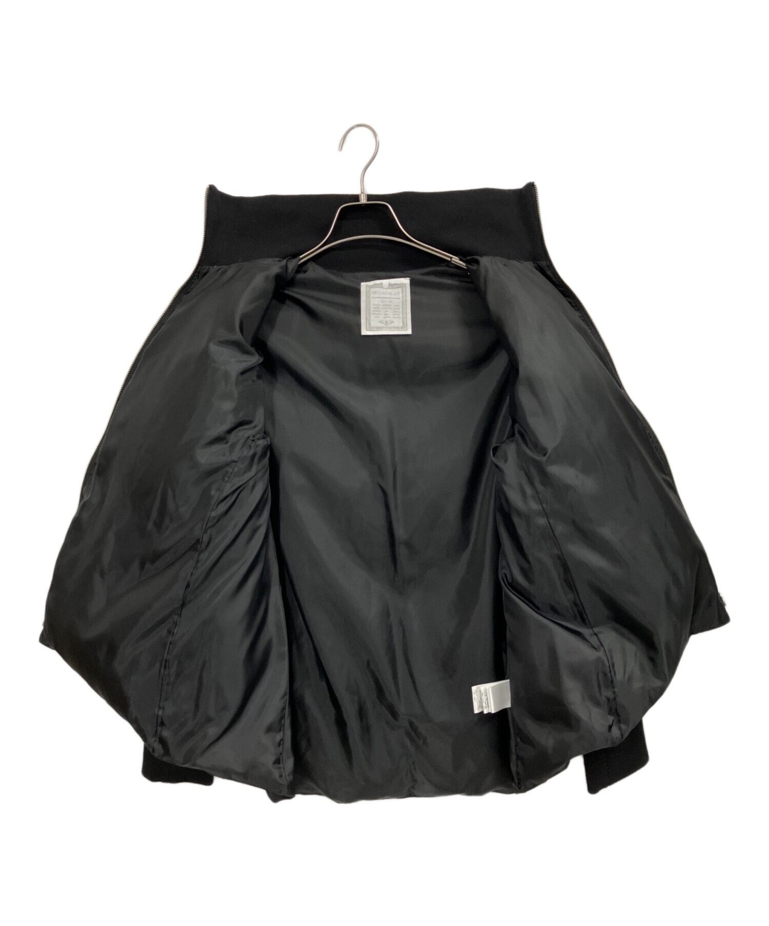 中古・古着通販】BEARDSLEY (ビアズリー) ジップフレアダウン ブラック
