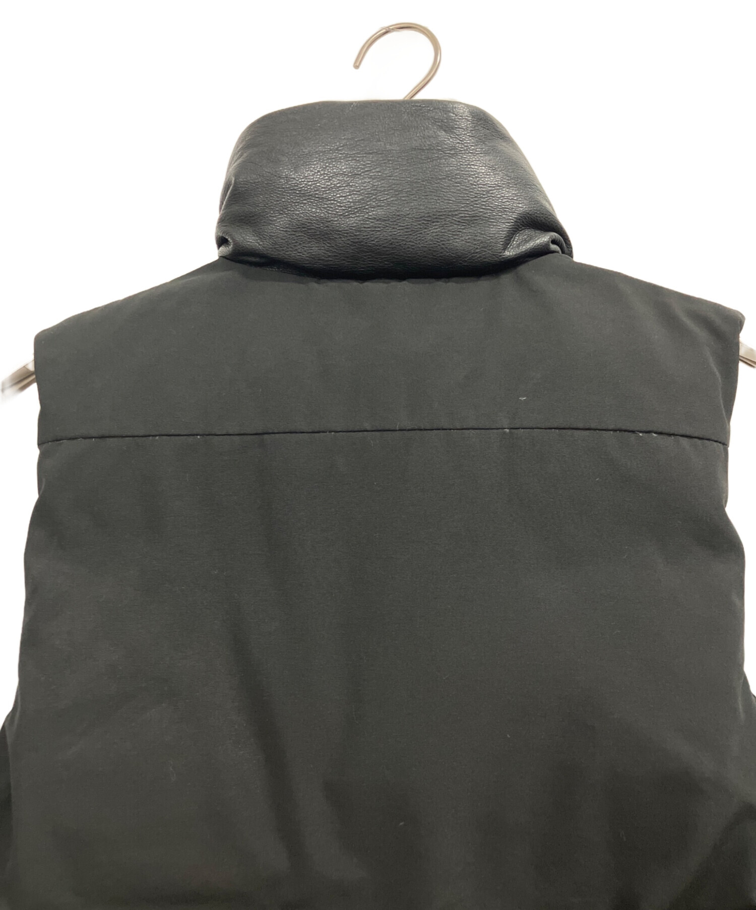 中古・古着通販】CANADA GOOSE (カナダグース) ダウンベスト ブラック
