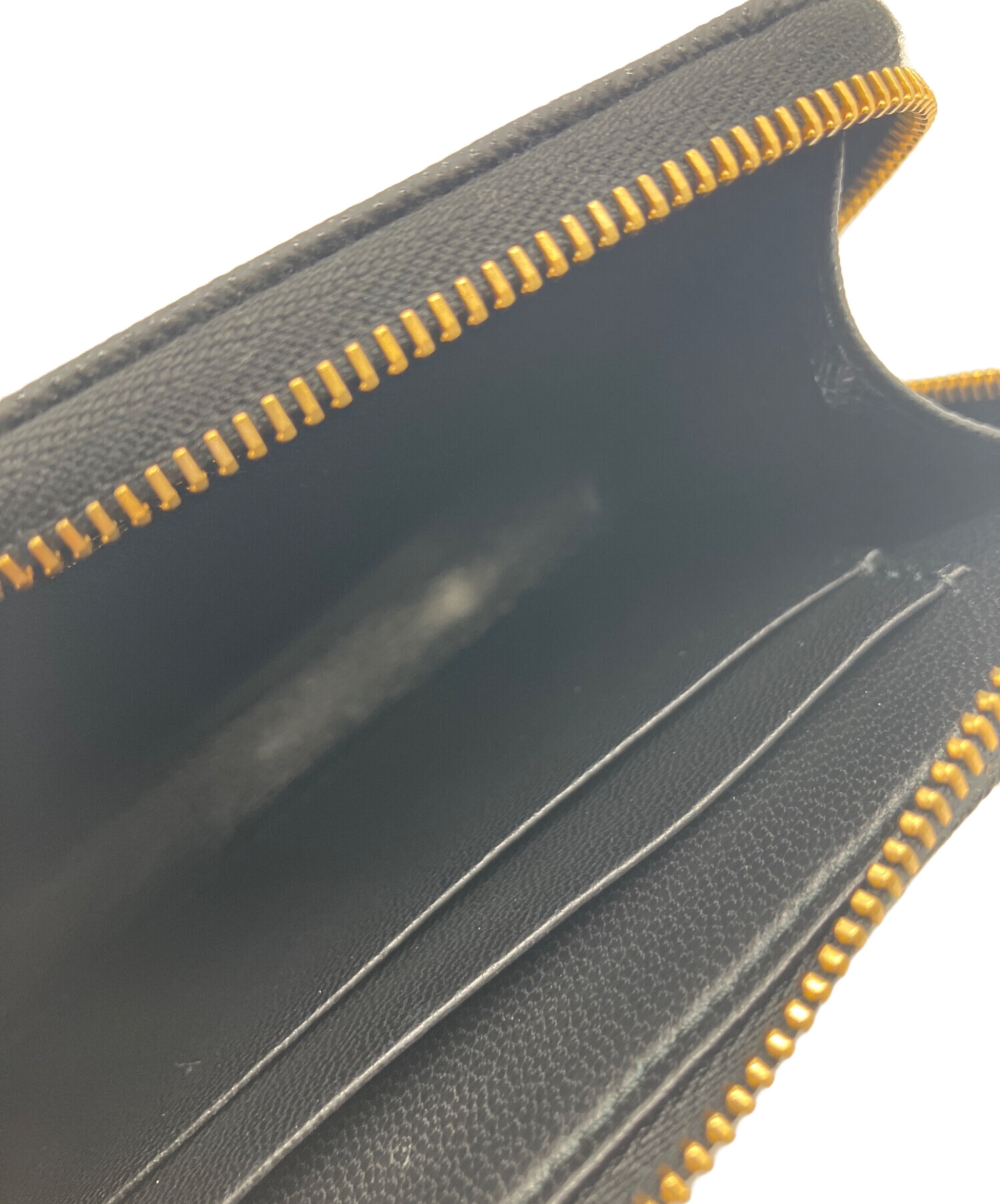 PRADAキーケース未使用品 PRADA 【30％OFFクーポン】プラダ キーケース 6連キーケース