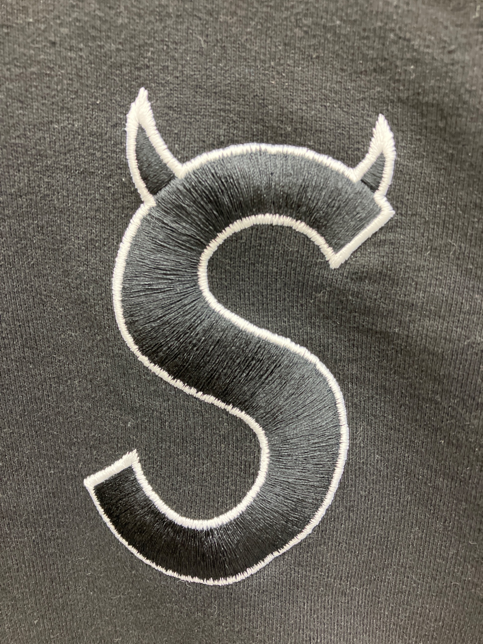 中古・古着通販】SUPREME (シュプリーム) 22AW S Logo Hooded