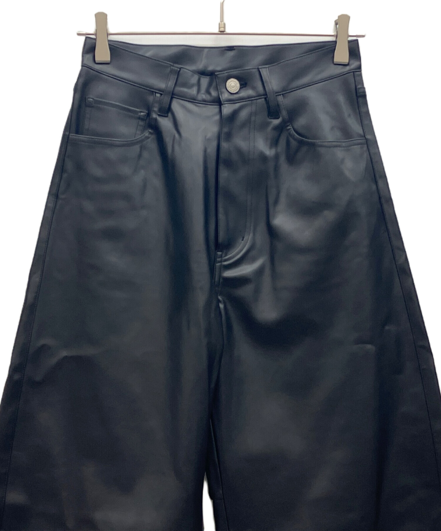 【週末限定値下】Curensology(カレンソロジー) ギャザージレ 中古・古着通販】Curensology (カレンソロジー) レザーパンツ ブラック