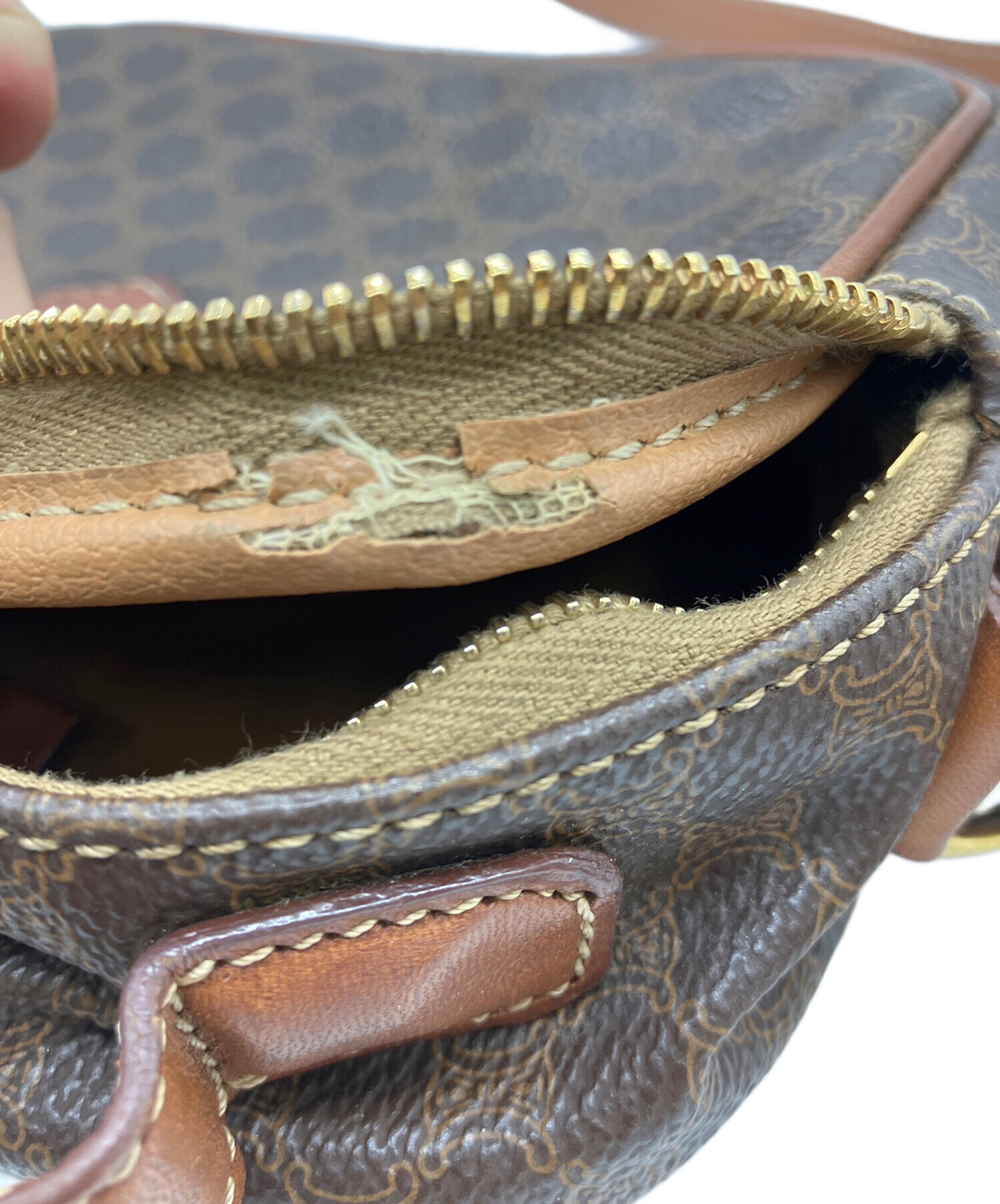 中古・古着通販】CELINE (セリーヌ) マカダム カメラバッグ ブラウン
