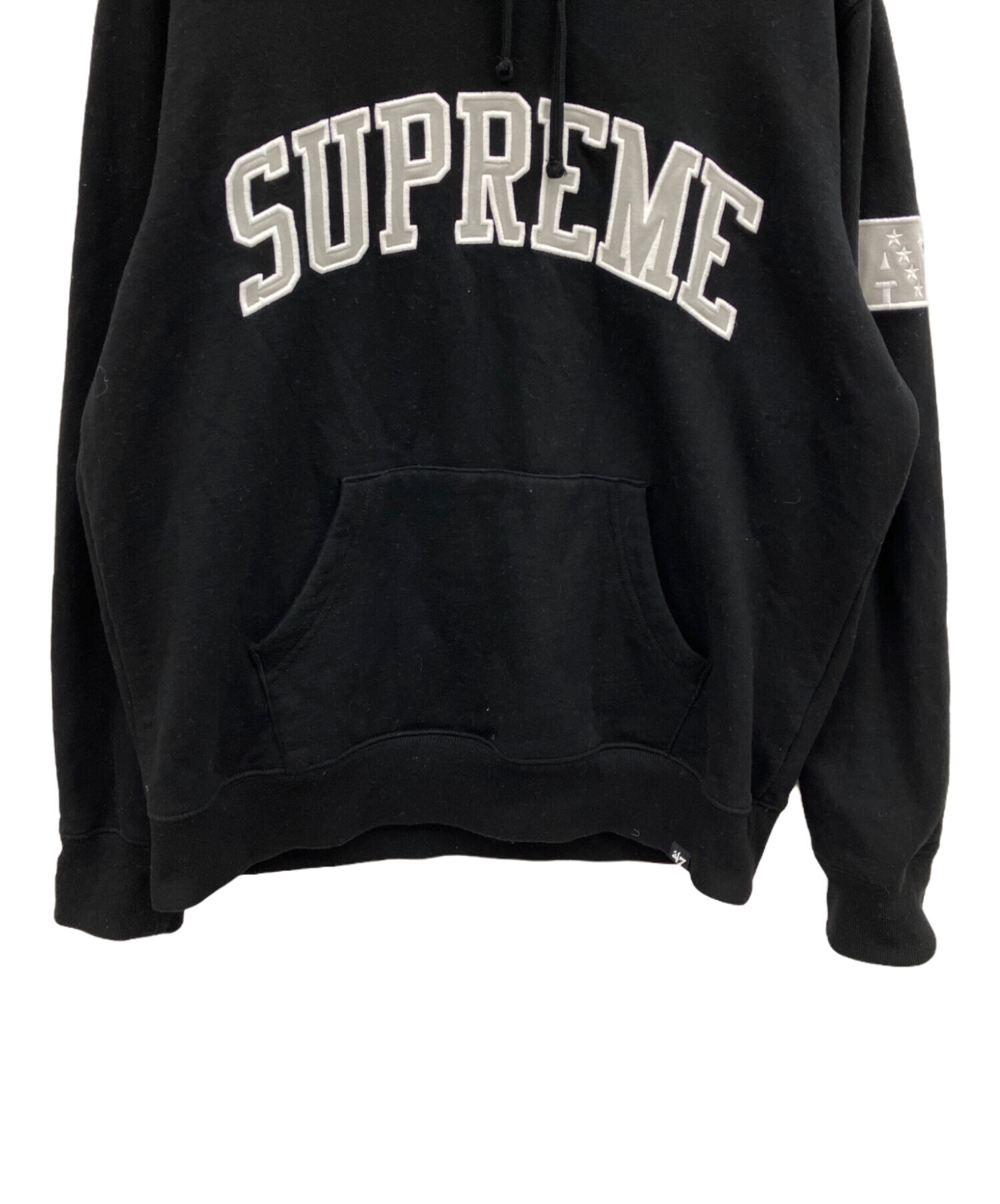【中古】Supreme シュプリーム パーカー トップス プルオーバー スウェット 裏起毛 カナダ製 メンズ Ｌサイズ レッド 赤 【ブランドギャラリー東心斎橋店】 中古】Supreme シュプリーム パーカー トップス プルオーバー