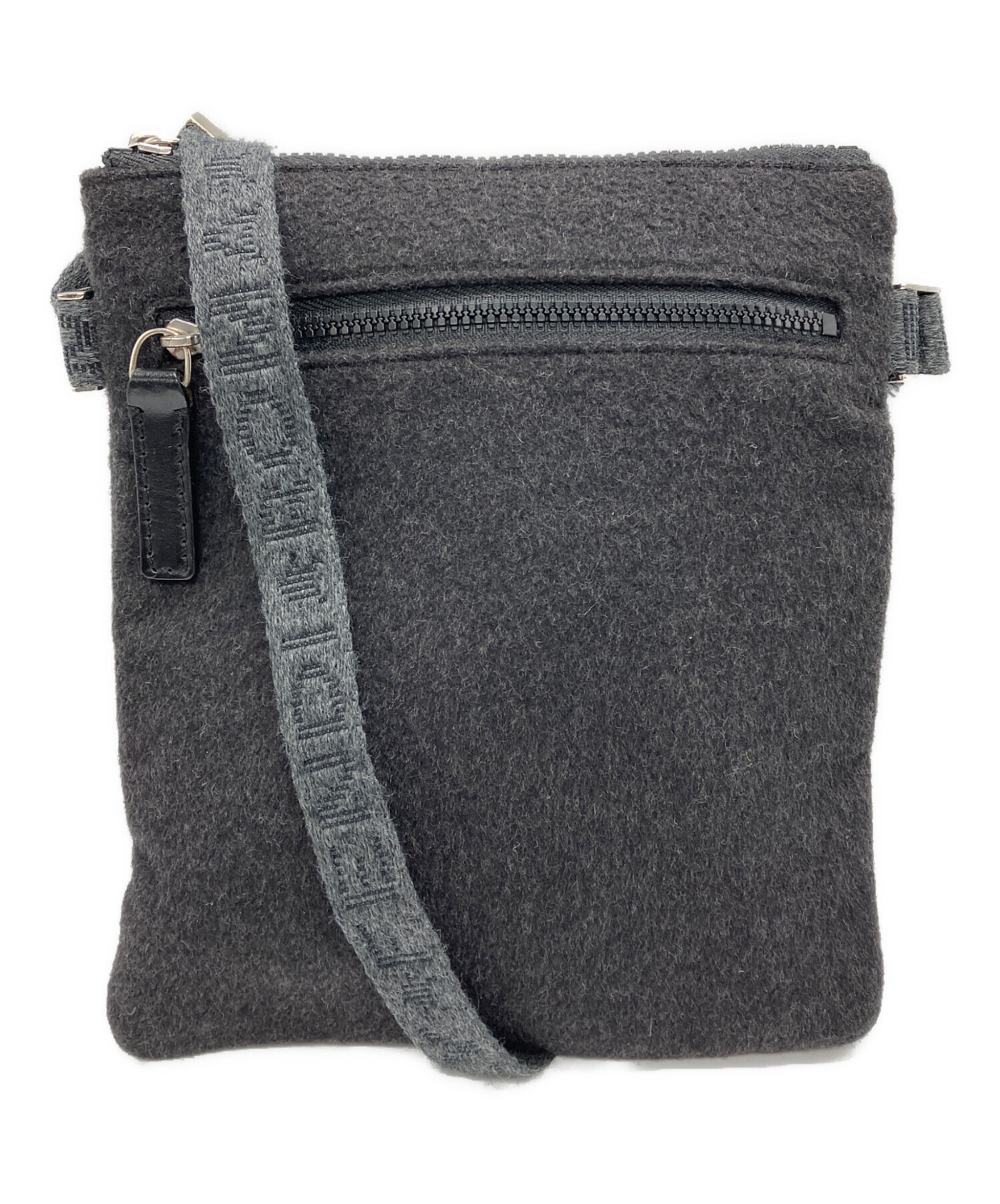 FENDI ポシェット　バッグ フェンディ ポシェットバッグ FENDI ポシェット ショルダーバッグFENDI