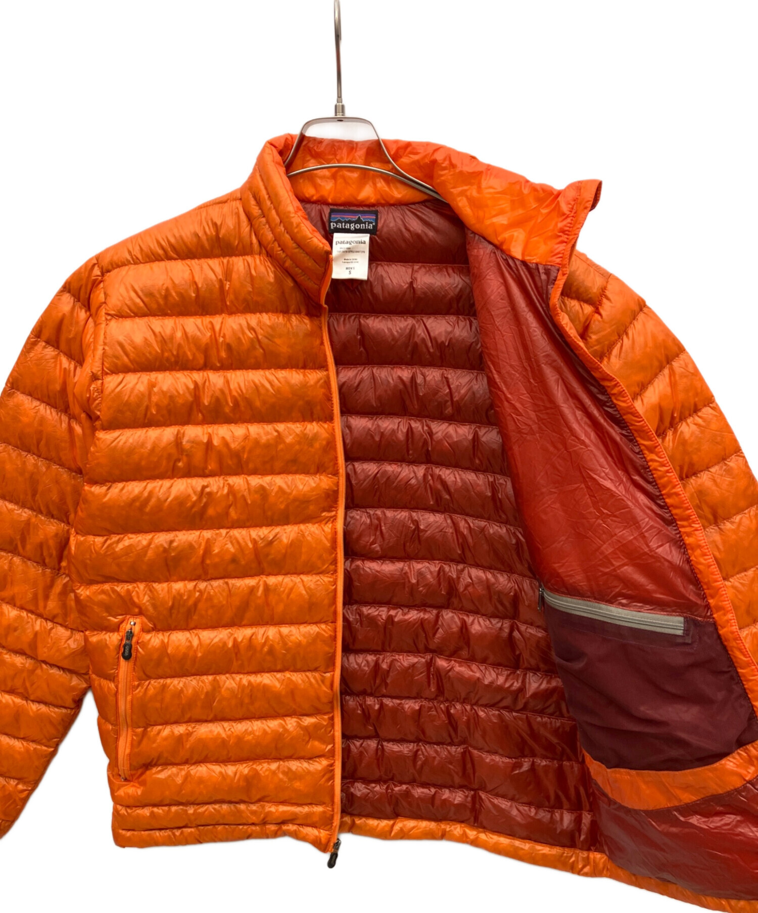 中古・古着通販】Patagonia (パタゴニア) ダウンジャケット オレンジ