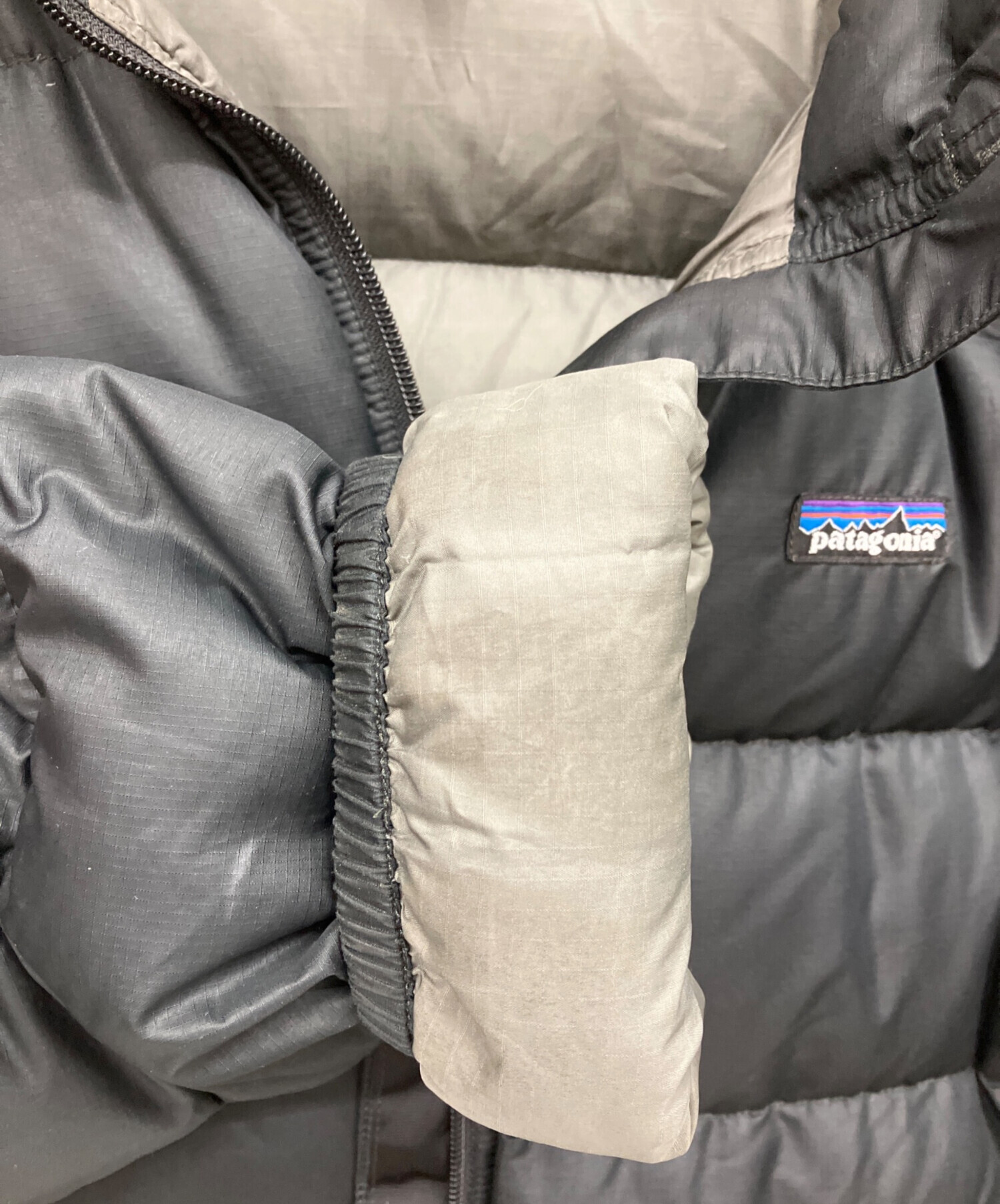 中古・古着通販】Patagonia (パタゴニア) ダウンジャケット ブラック
