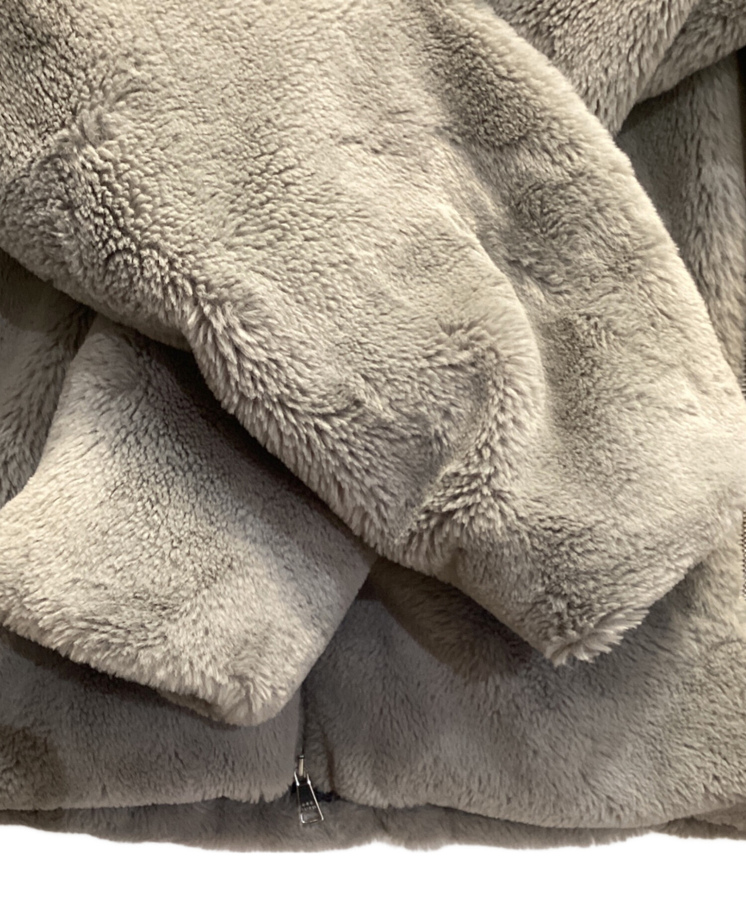 TATRAS◆ブルゾン/2/ポリエステル/GRY/LTAT22A4903-L 中古・古着通販TATRAS (タトラス) ボアブルゾン グレー サイズ:2