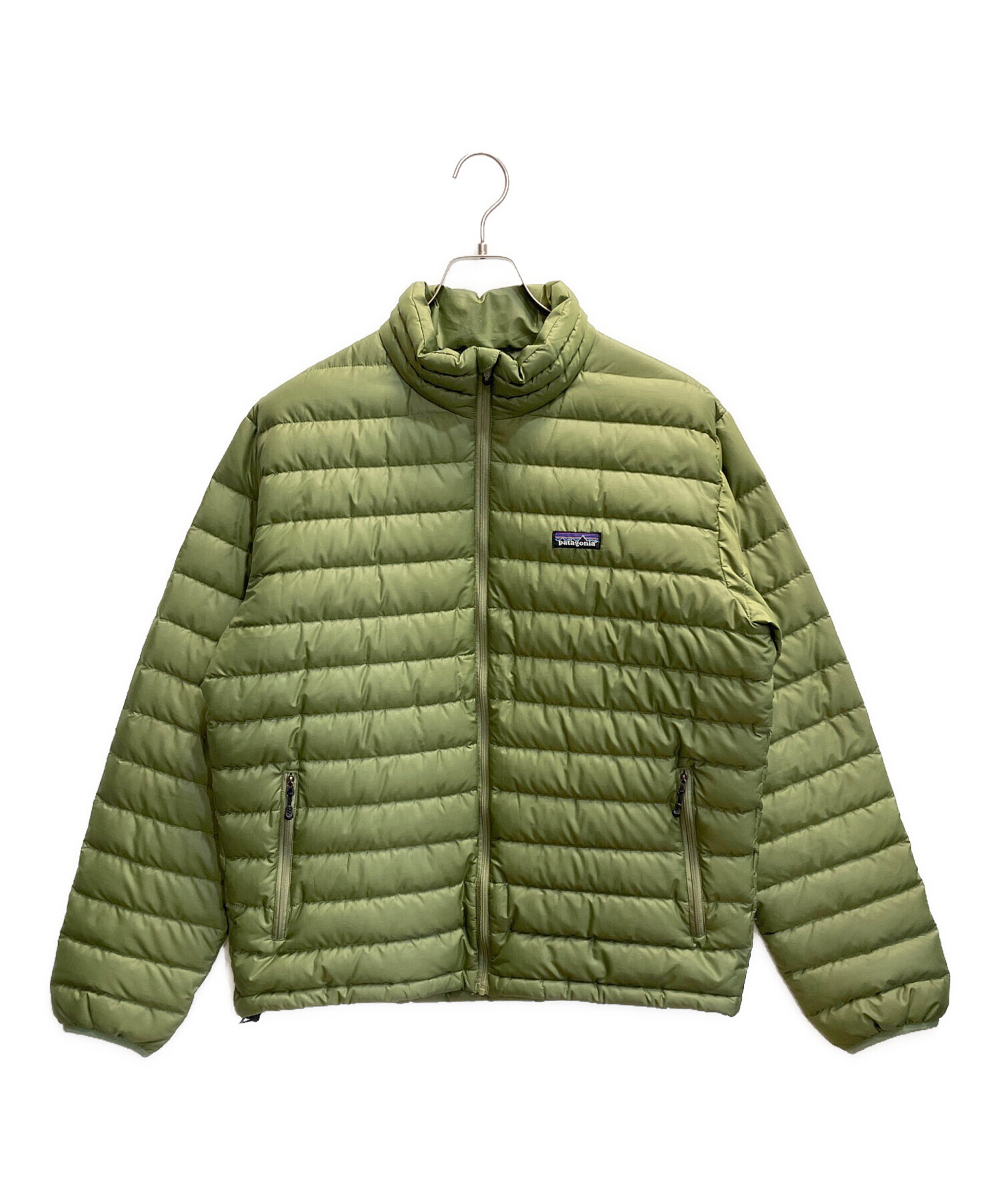 パタゴニア　Patagonia　ダウンジャケット　ベージュ×グレー×グリーン 中古・古着通販】Patagonia (パタゴニア) ダウンジャケット グリーン