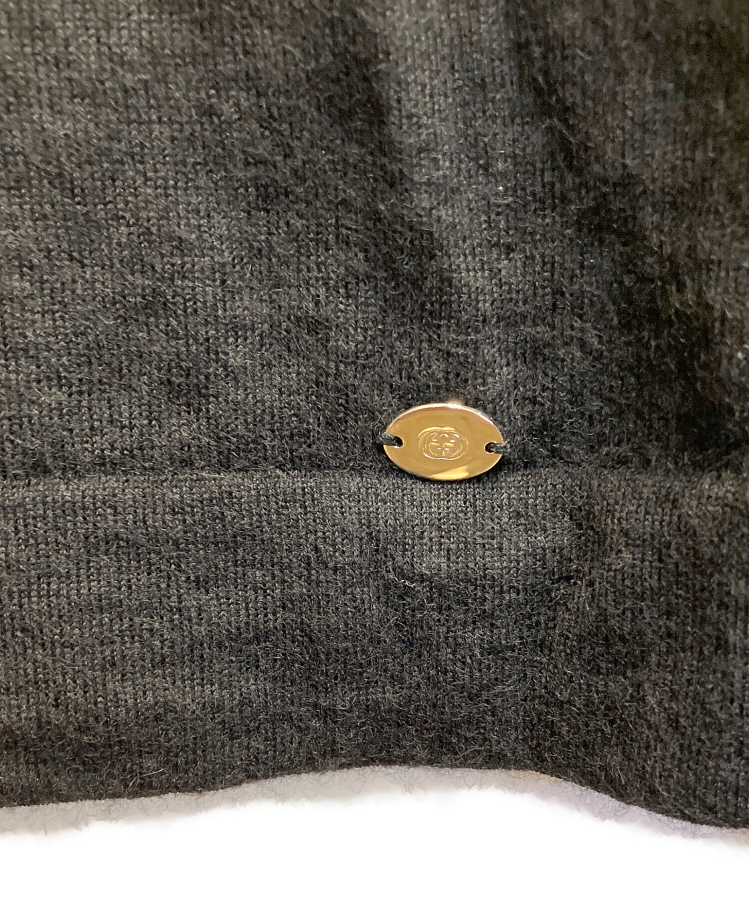 美品 GUCCI グッチ カシミヤ100% 変形 ニット トップス S 中古・古着通販】GUCCI (グッチ) カシミヤニット ブラック サイズ:XXS