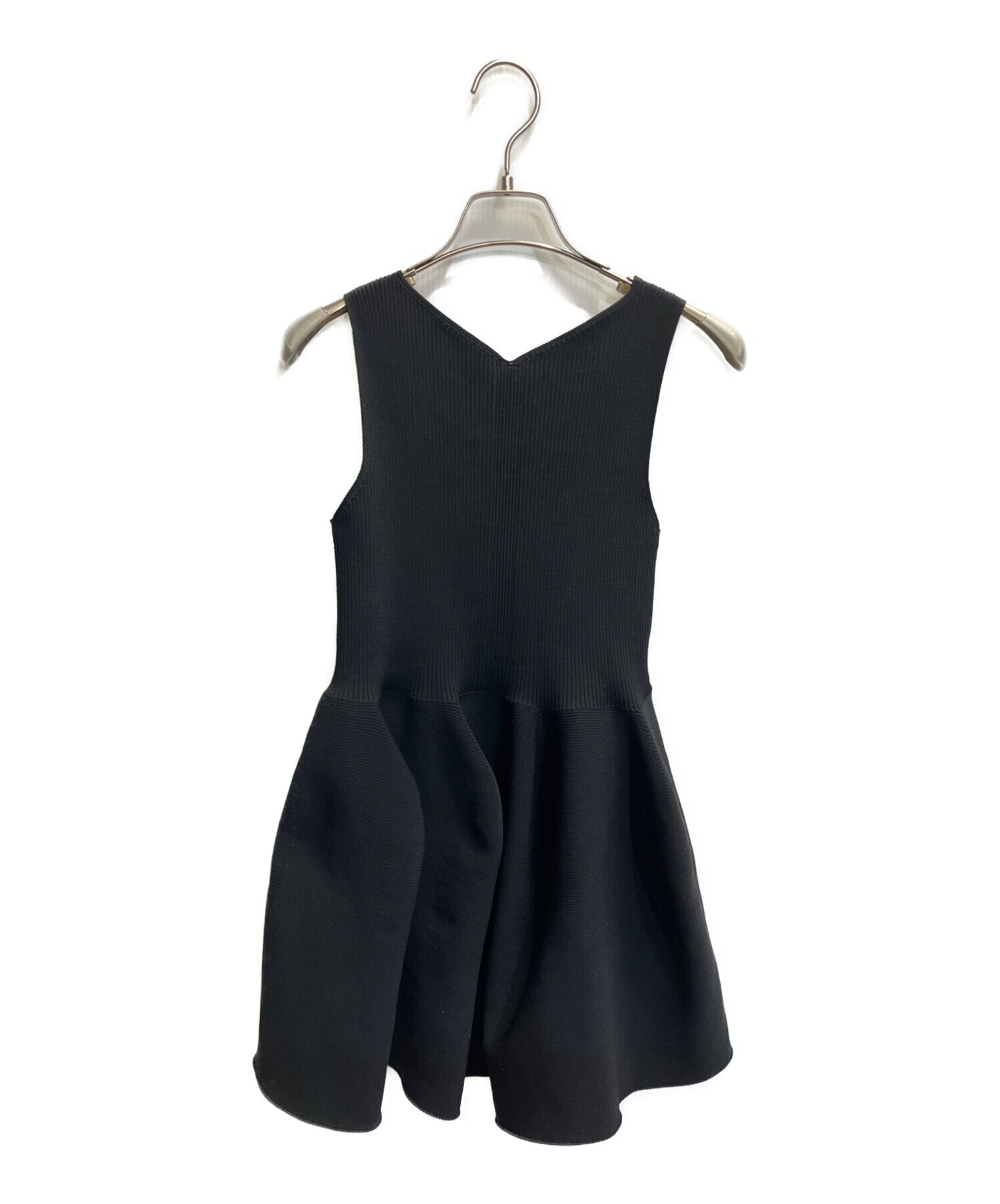 CFCL ノースリーブ　トップス　ブラック 中古・古着通販】CFCL (シーエフシーエル) POTTERY SLEEVELESS TOP