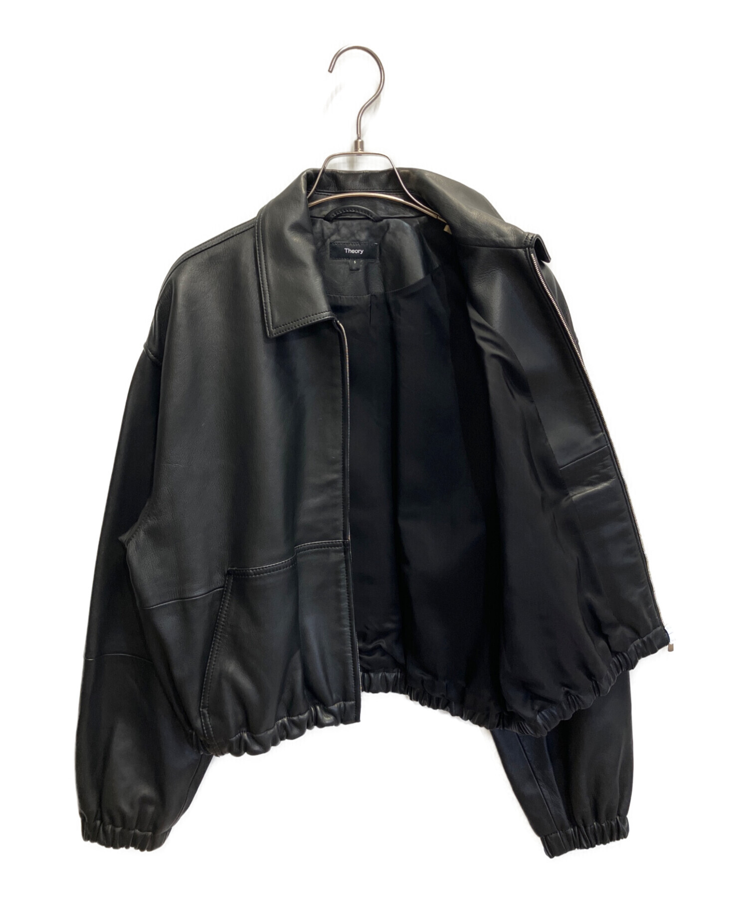 中古・古着通販】theory (セオリー) GLOSS LEATHER BOMBER JK ブラック