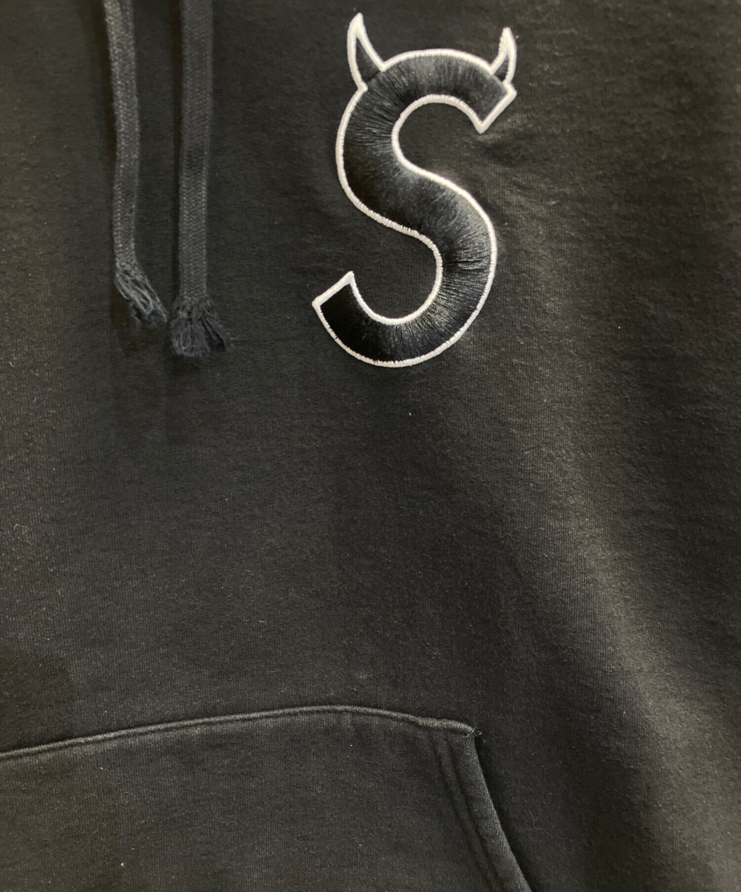 中古・古着通販】SUPREME (シュプリーム) プルオーバーパーカー