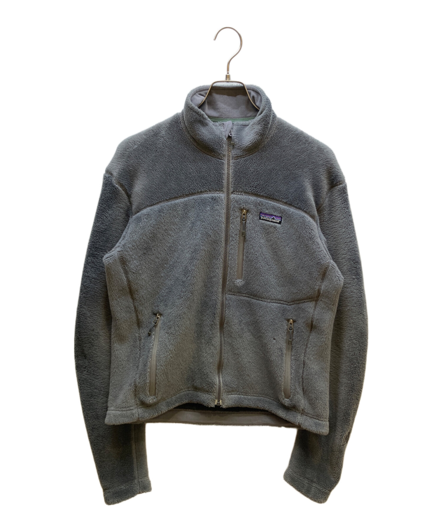 中古・古着通販】Patagonia (パタゴニア) R4ジャケット グレー サイズ 