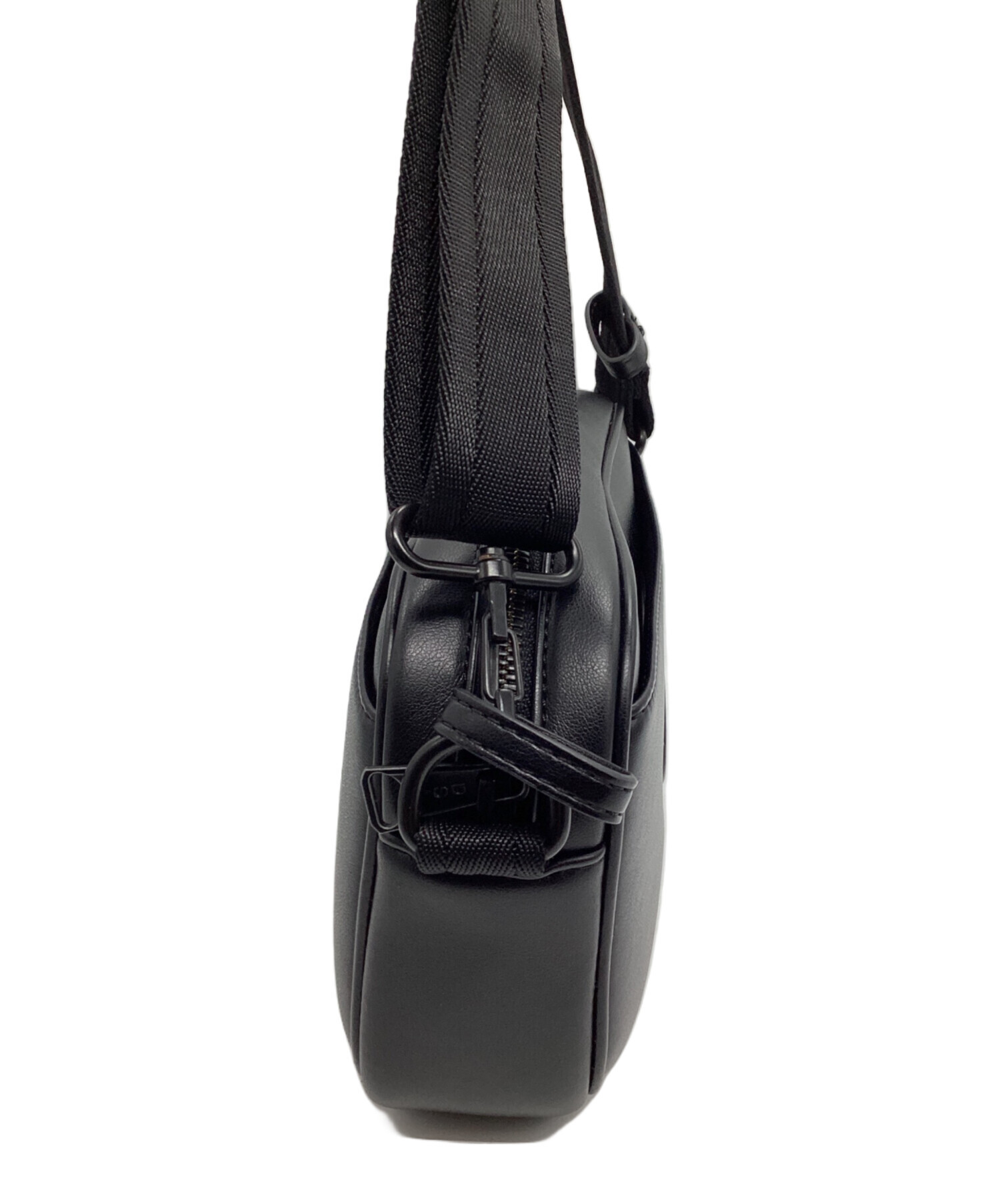 中古・古着通販】DIESEL (ディーゼル) カメラバッグ ブラック 