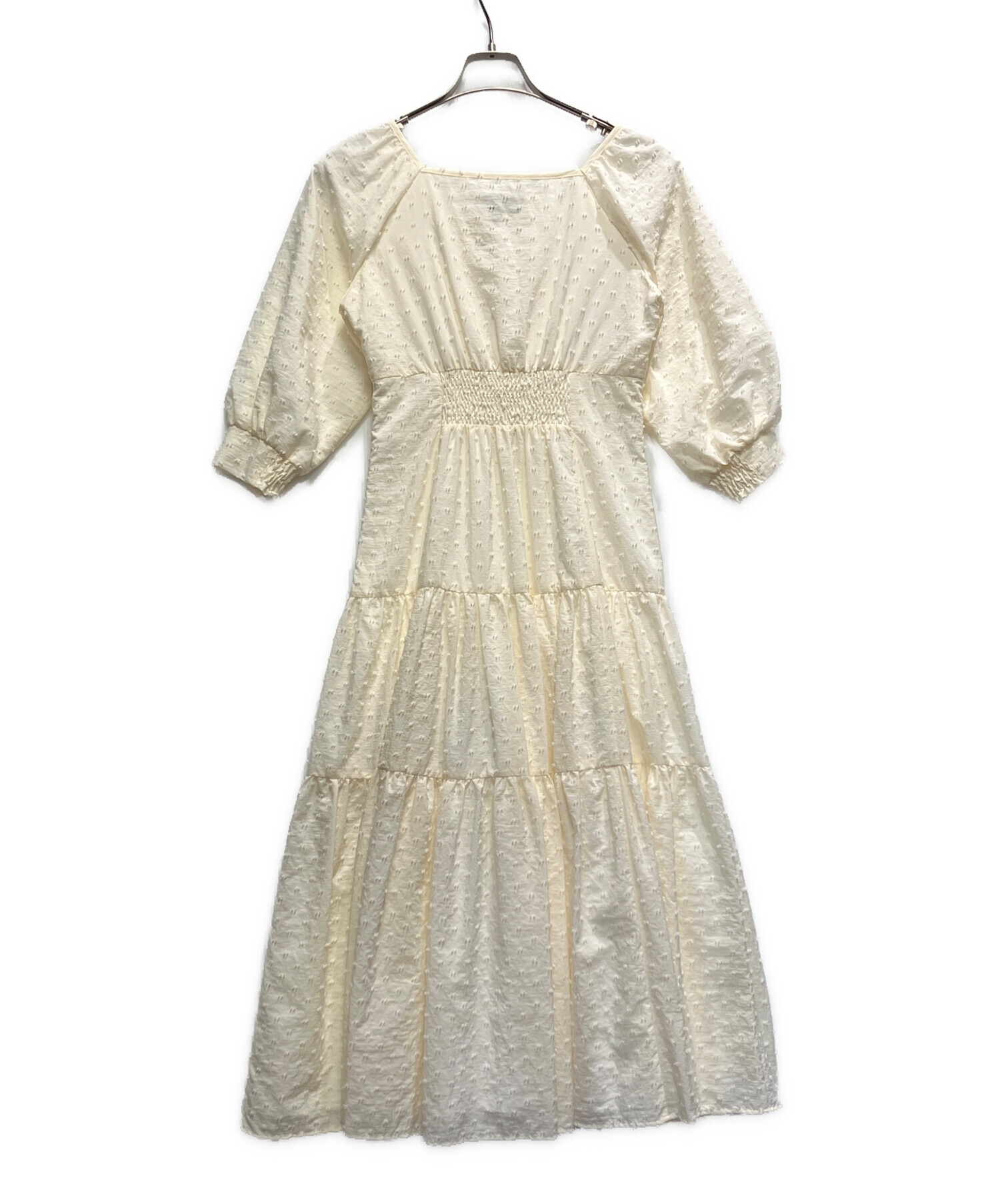 中古・古着通販】Noela (ノエラ) 半袖ワンピース ホワイト サイズ:M 未 