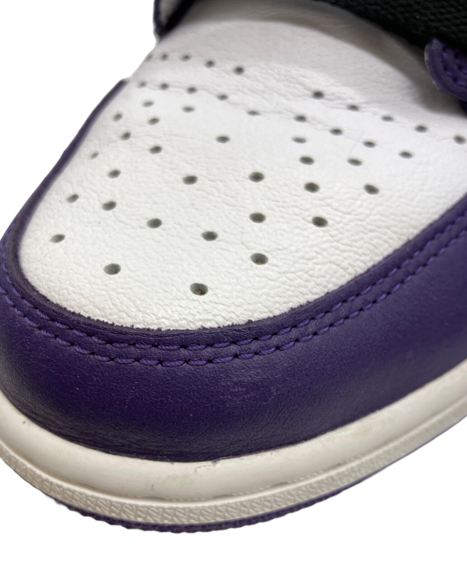 NIKE ナイキ スニーカー 28cm 紫x黒x白 【古着】【中古】 中古・古着通販】NIKE (ナイキ) スニーカー パープル×ホワイト サイズ